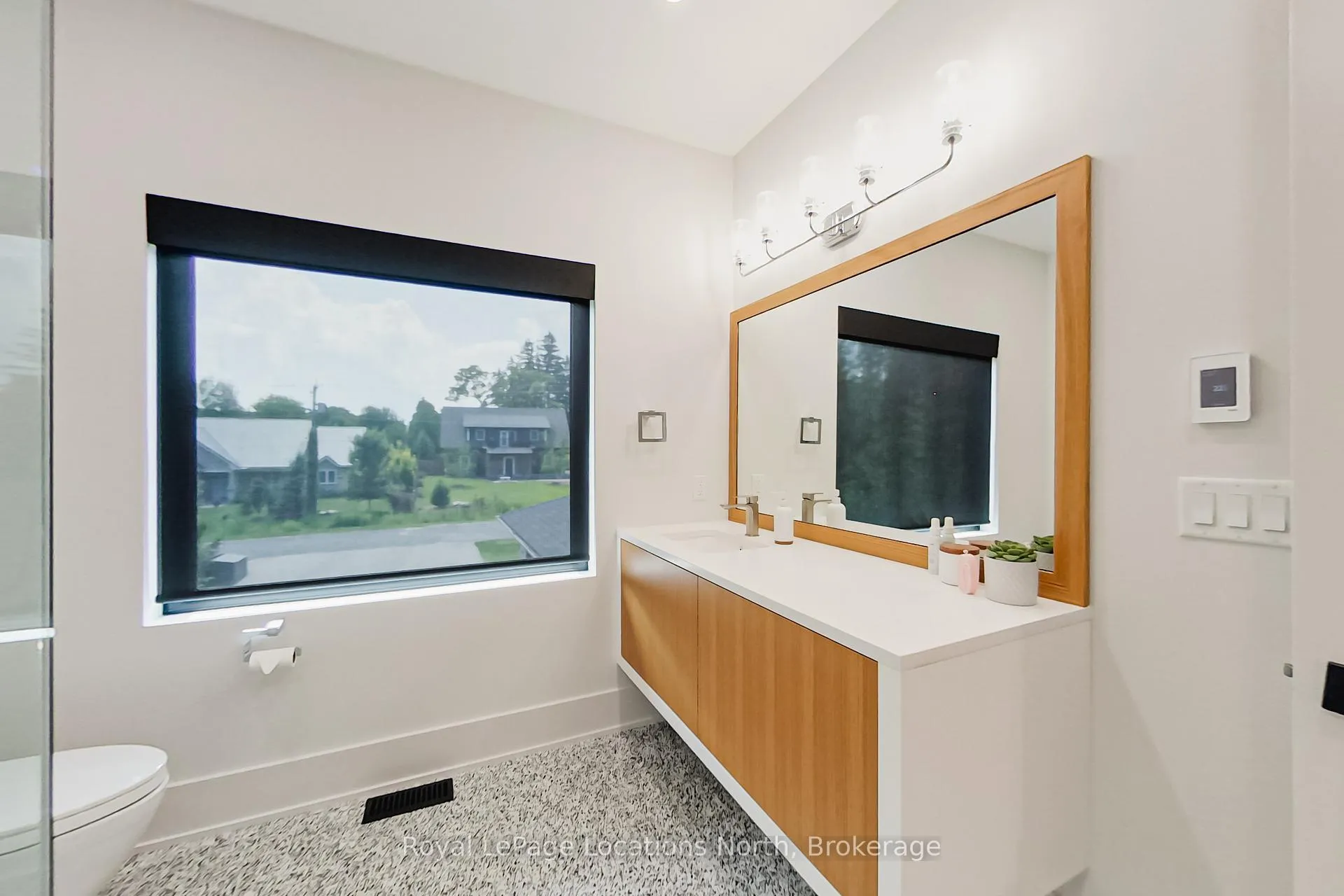 Photo 25 of 74 Arthur Street E, Blue Mountains — HOMEH
