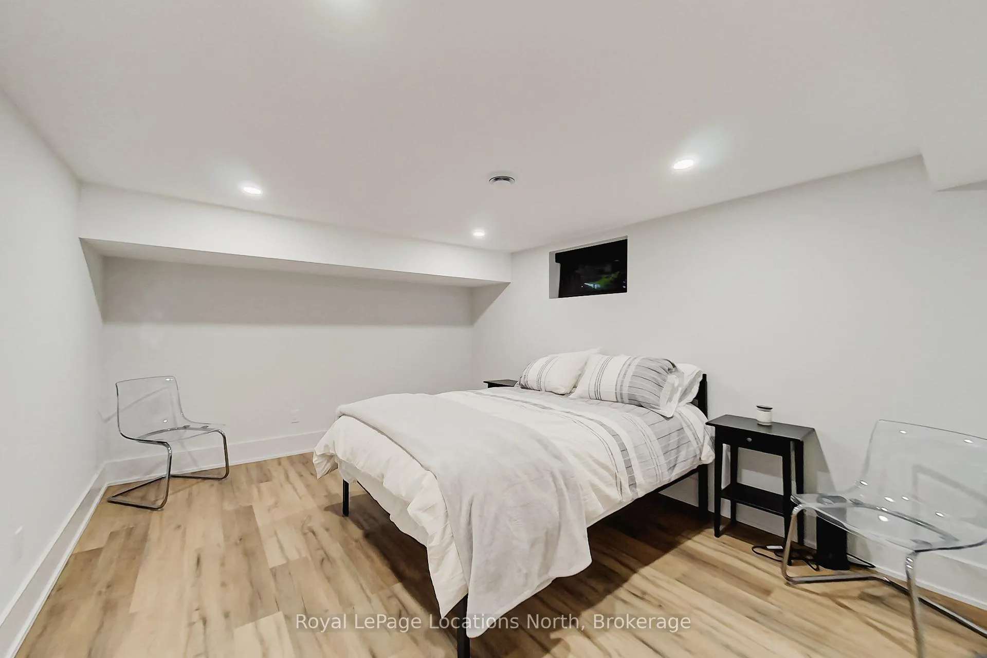 Photo 29 of 74 Arthur Street E, Blue Mountains — HOMEH