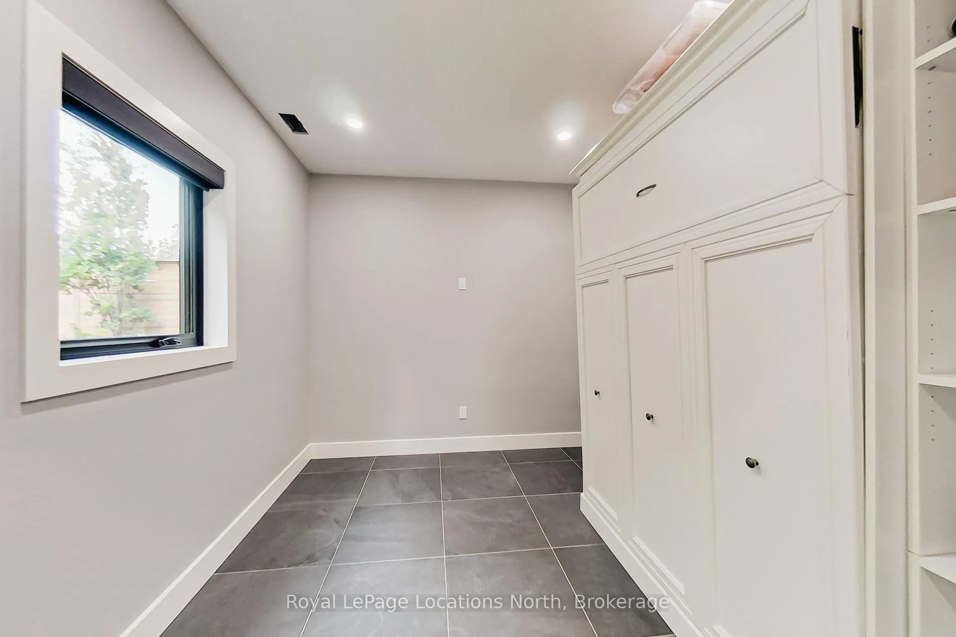 Photo 36 of 74 Arthur Street E, Blue Mountains — HOMEH