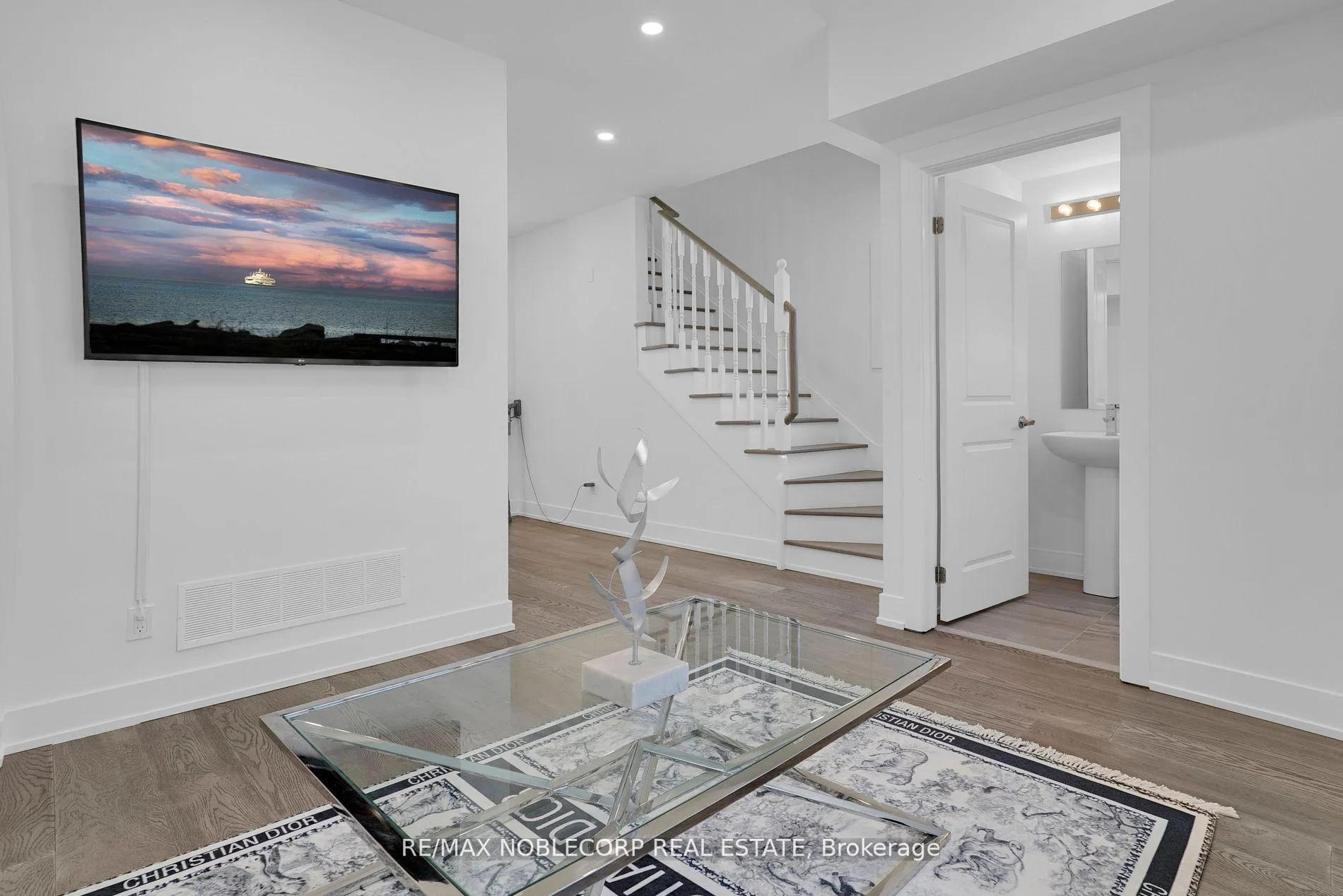 Photo 19 of Unit 1, 1 Hartman Avenue N, Vaughan, Islington Woods — HOMEH