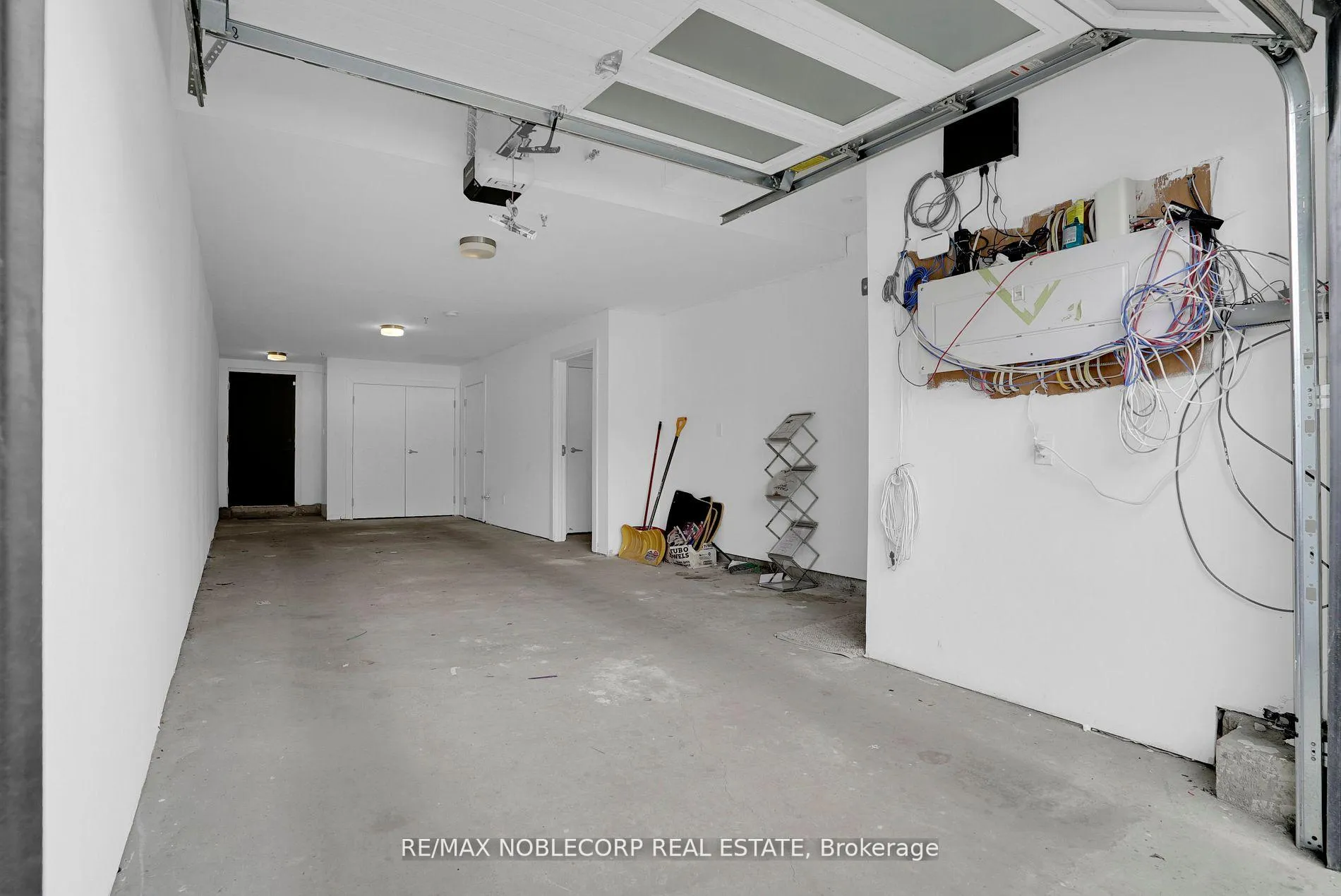 Photo 40 of Unit 1, 1 Hartman Avenue N, Vaughan, Islington Woods — HOMEH