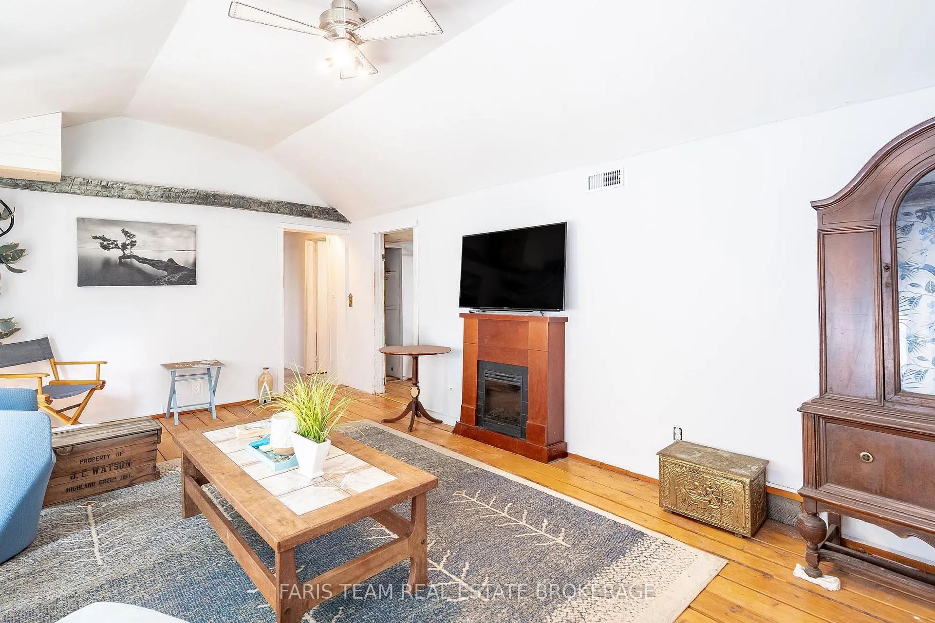 Photo 11 of 16 Waterside Drive, Tay, Port McNicoll — HOMEH