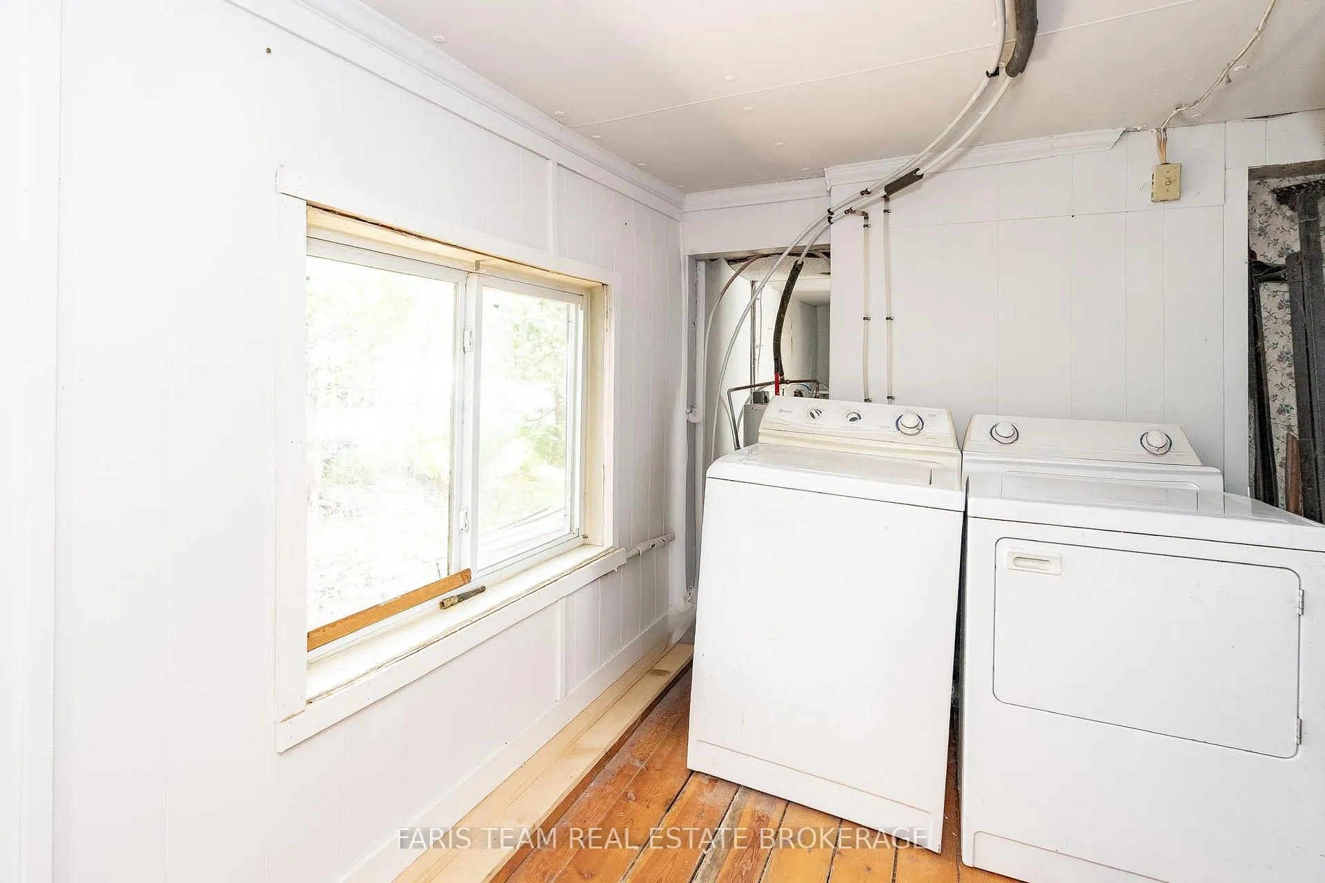 Photo 19 of 16 Waterside Drive, Tay, Port McNicoll — HOMEH