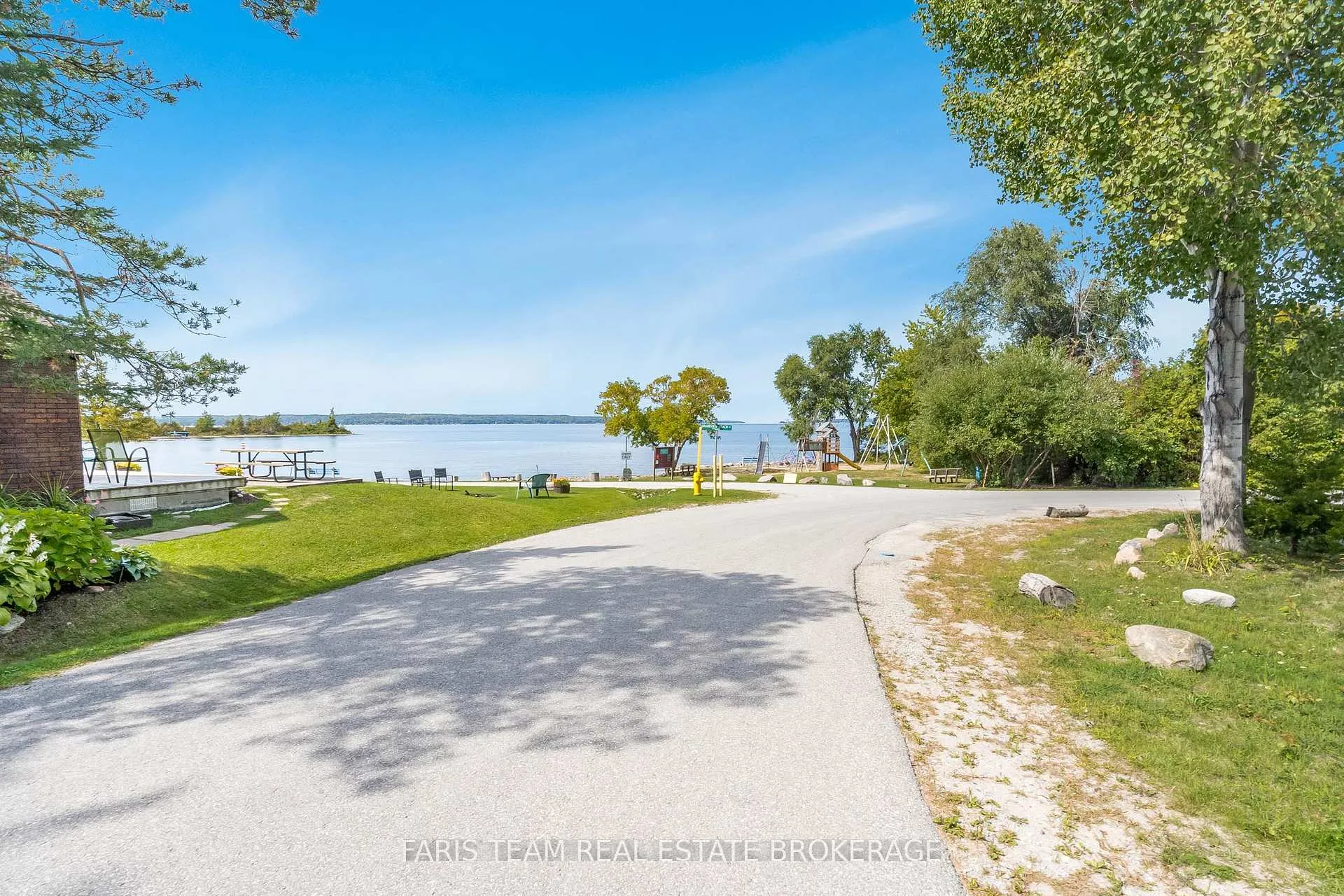 Photo 33 of 16 Waterside Drive, Tay, Port McNicoll — HOMEH