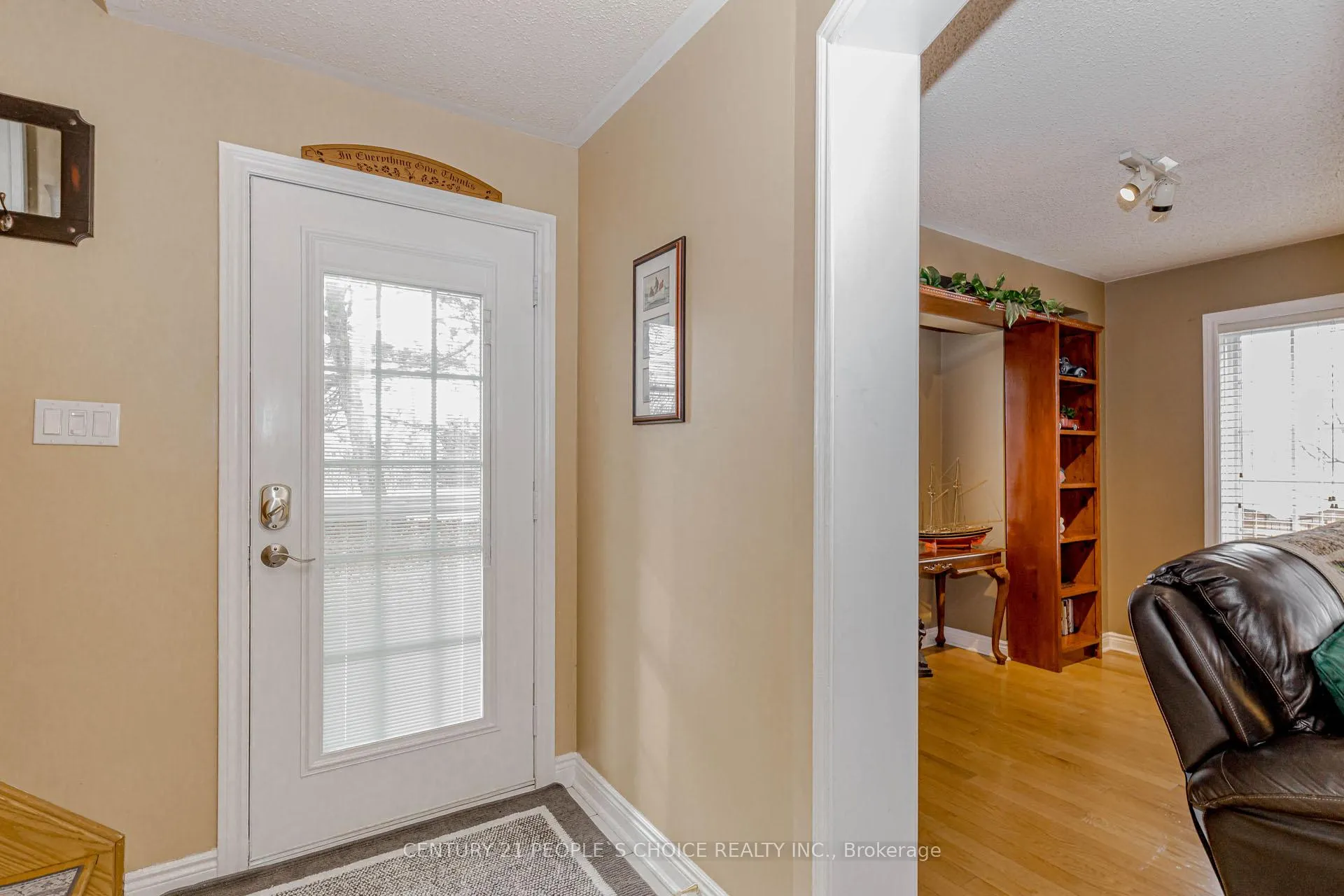 Photo 6 of 100 Blue Spruce Street, Brampton, Sandringham-Wellington — HOMEH