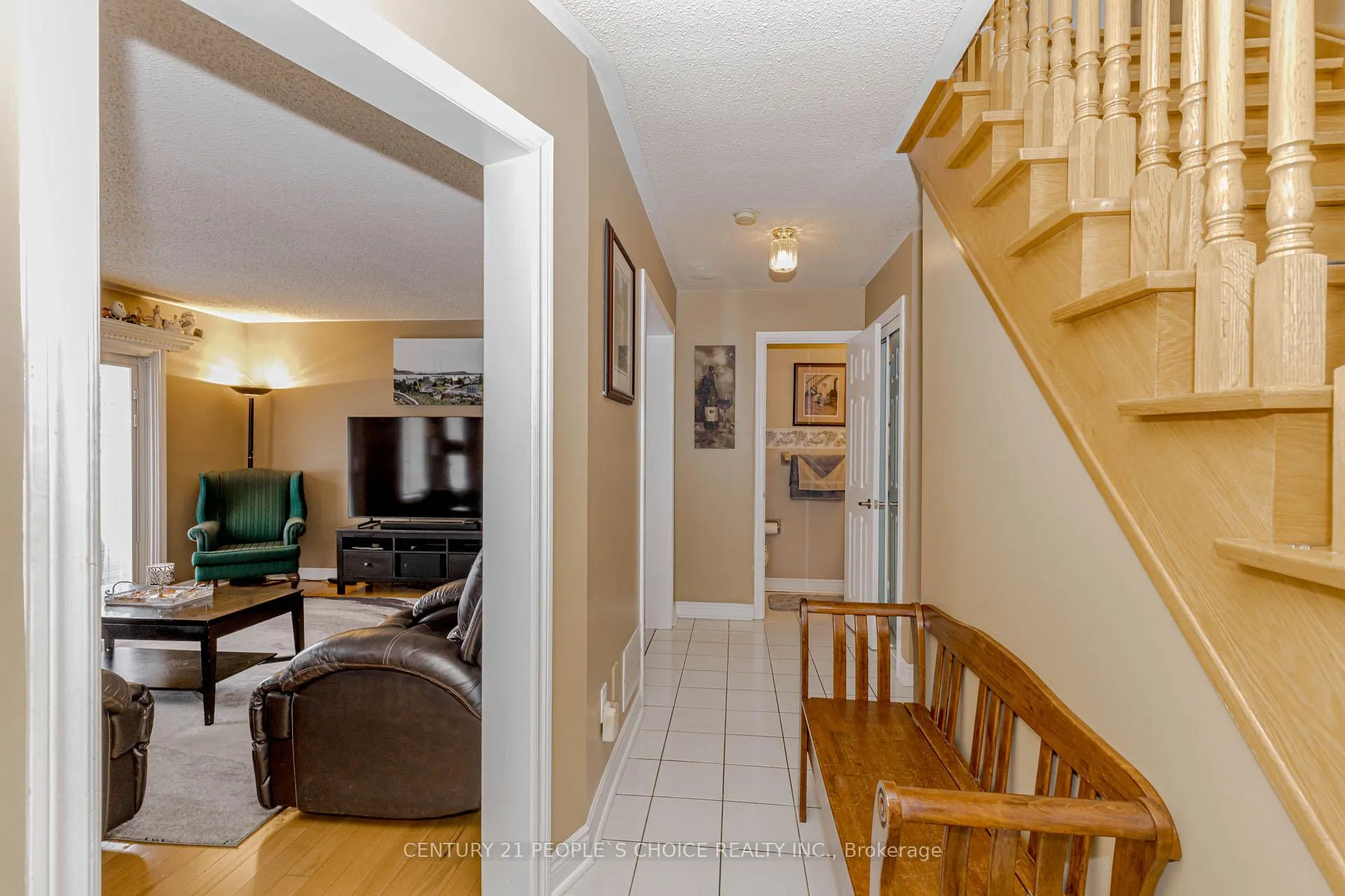 Photo 7 of 100 Blue Spruce Street, Brampton, Sandringham-Wellington — HOMEH