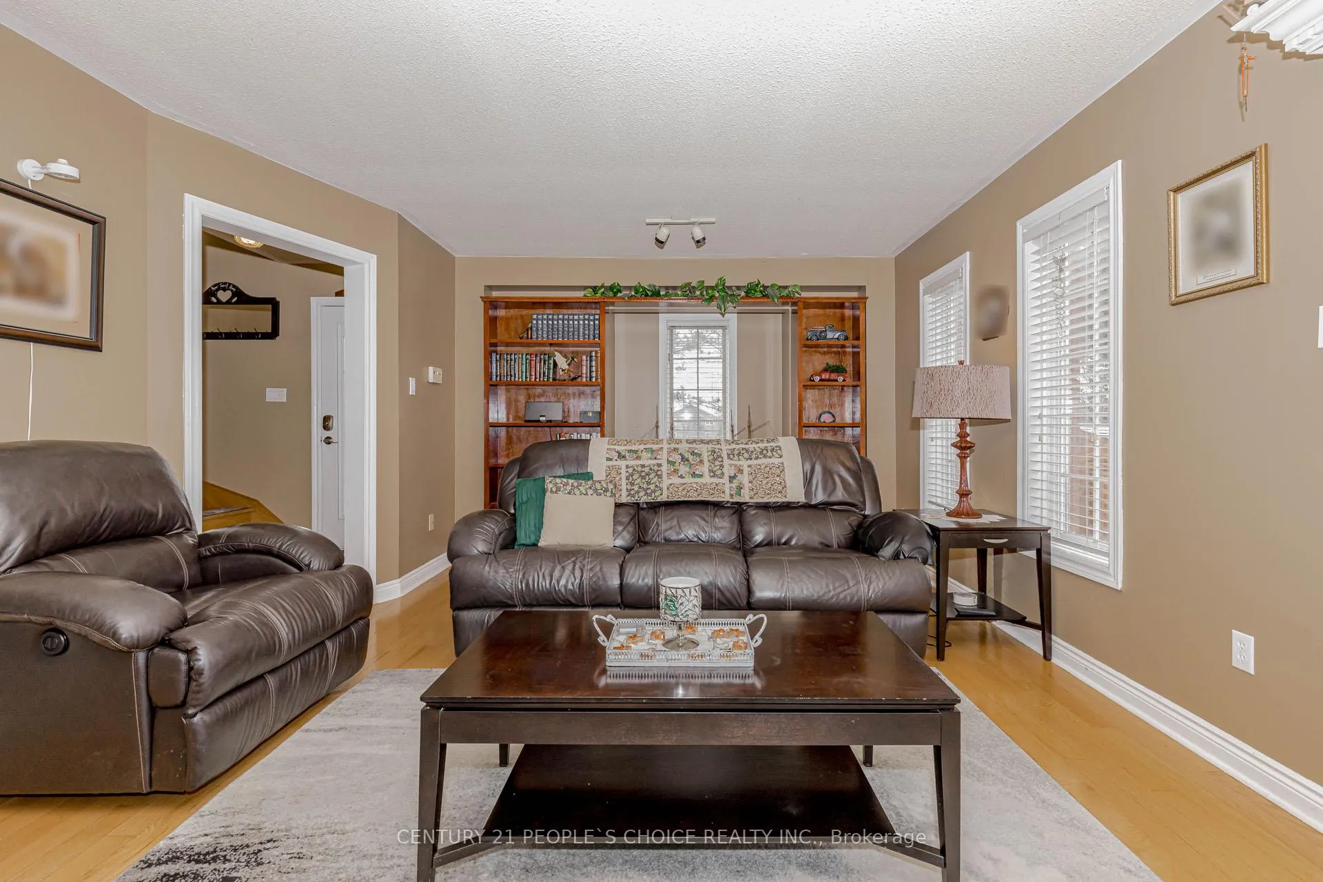 Photo 10 of 100 Blue Spruce Street, Brampton, Sandringham-Wellington — HOMEH