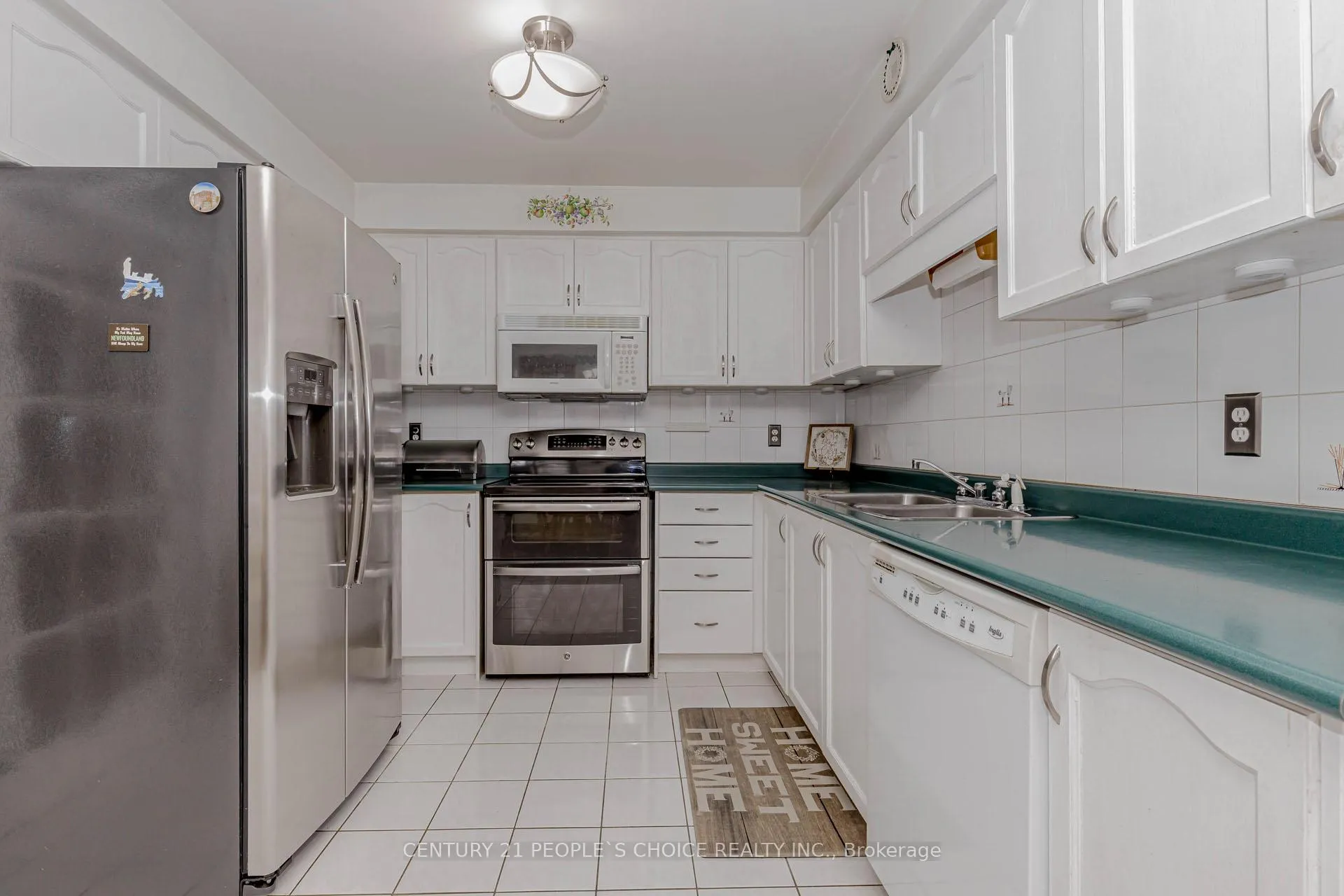 Photo 12 of 100 Blue Spruce Street, Brampton, Sandringham-Wellington — HOMEH