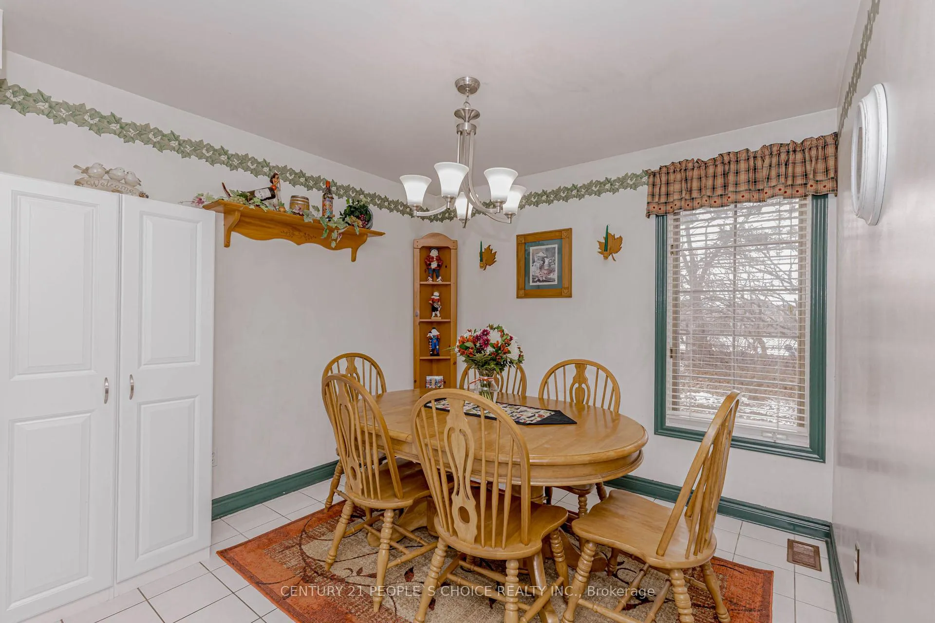 Photo 15 of 100 Blue Spruce Street, Brampton, Sandringham-Wellington — HOMEH