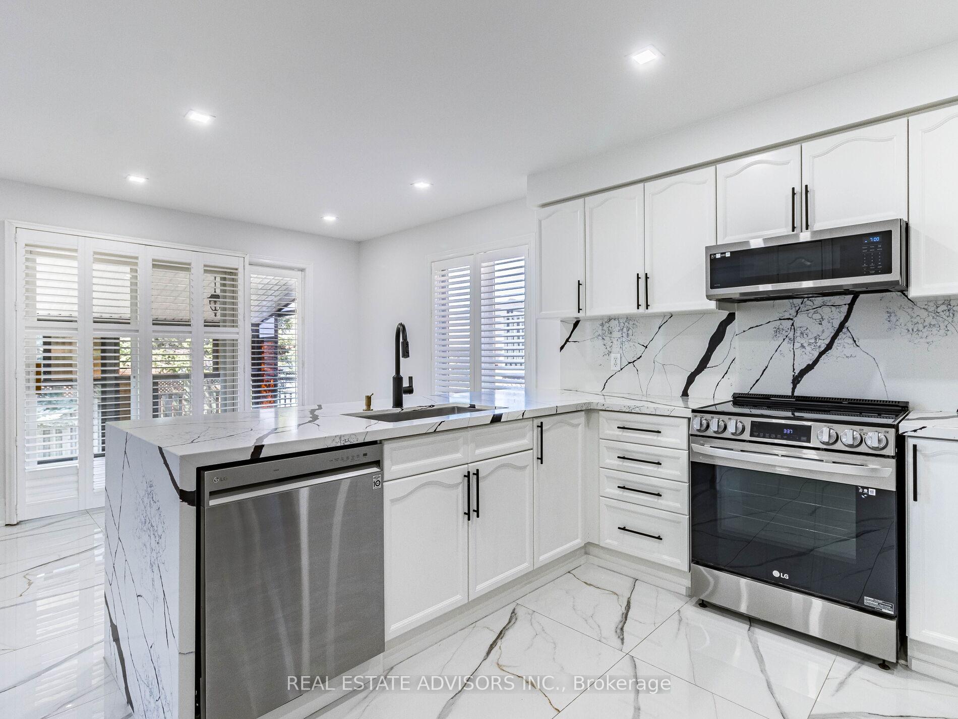 Photo 10 of 74 Pinebrook Circle, Caledon, Rural Caledon — HOMEH
