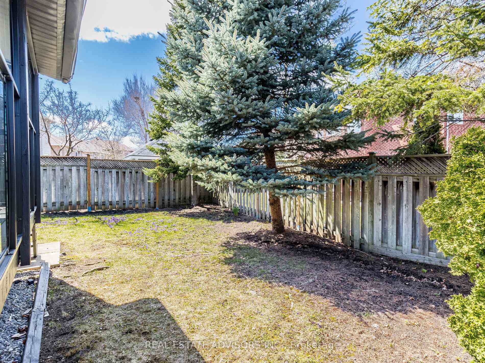 Photo 31 of 74 Pinebrook Circle, Caledon, Rural Caledon — HOMEH