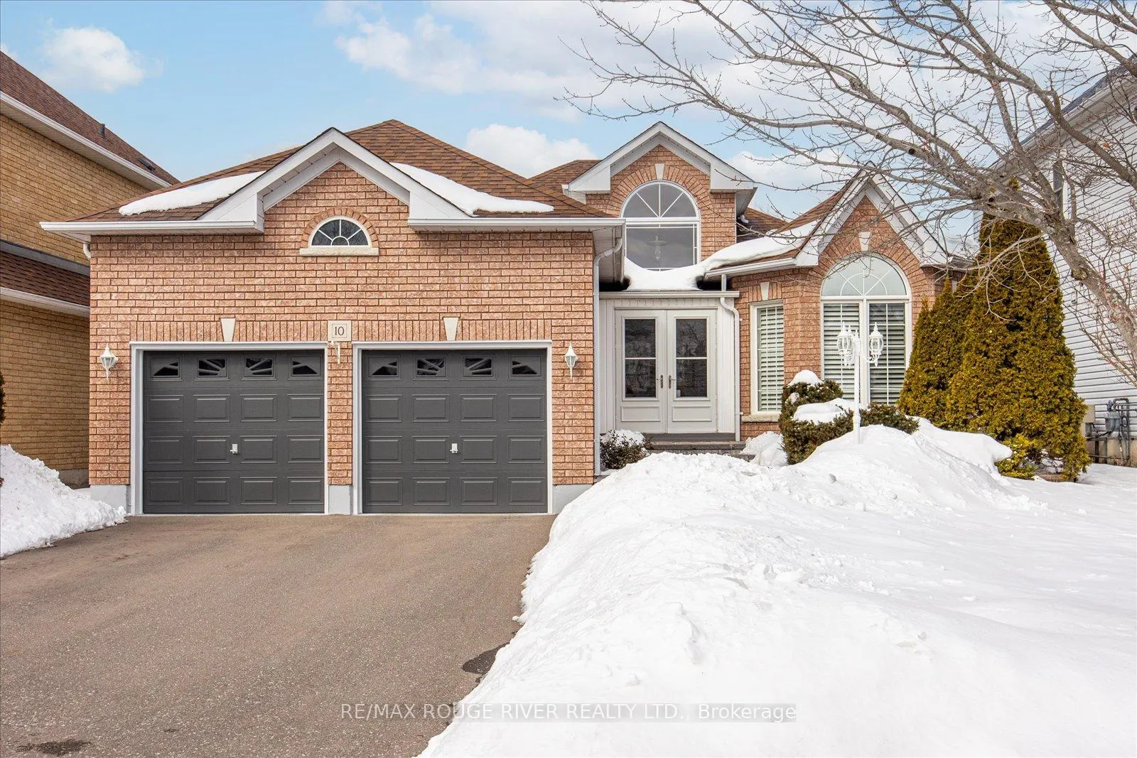 Photo 1 of 10 Sandford Crescent, Whitby, Rolling Acres — HOMEH