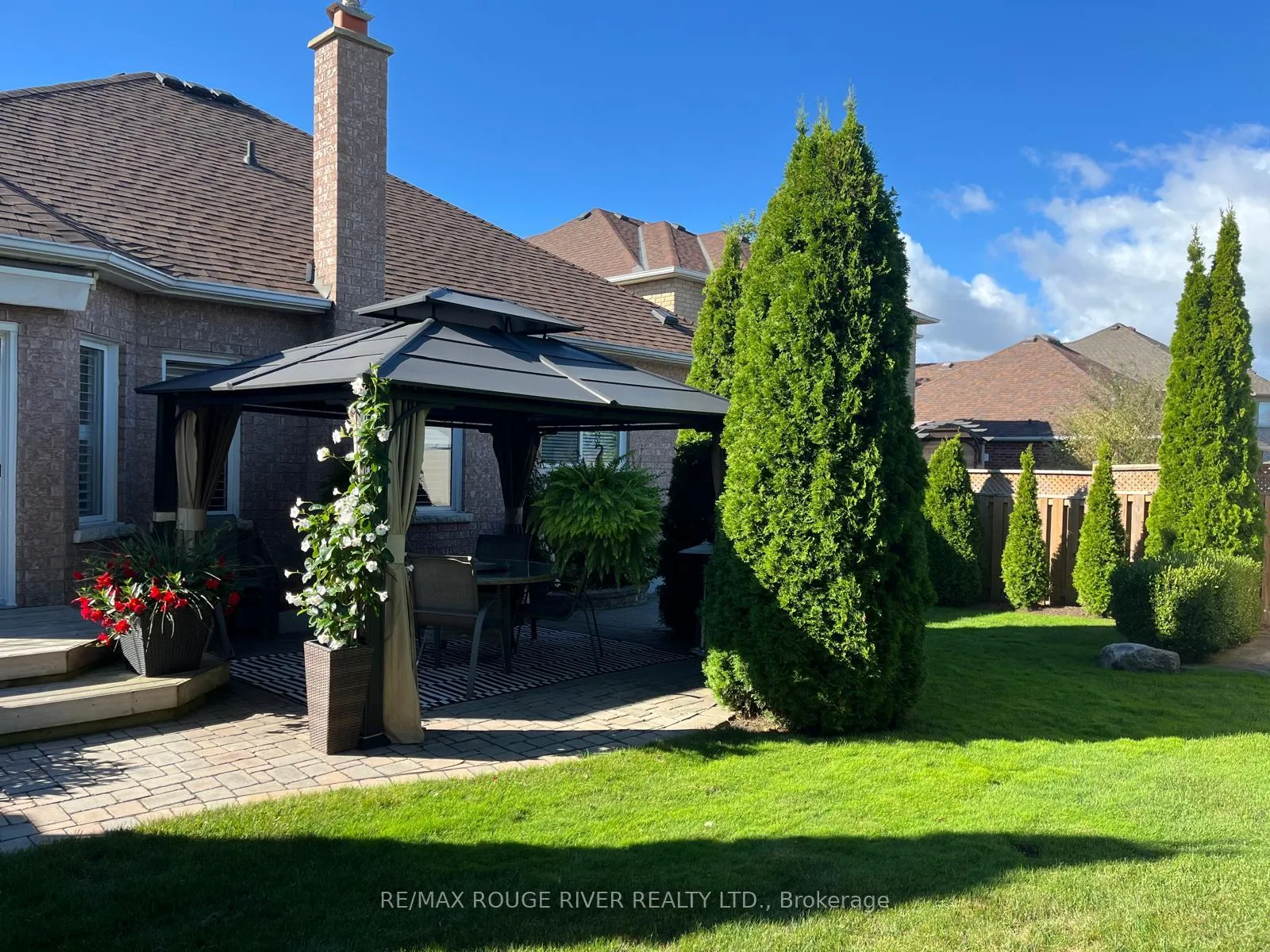 Photo 48 of 10 Sandford Crescent, Whitby, Rolling Acres — HOMEH