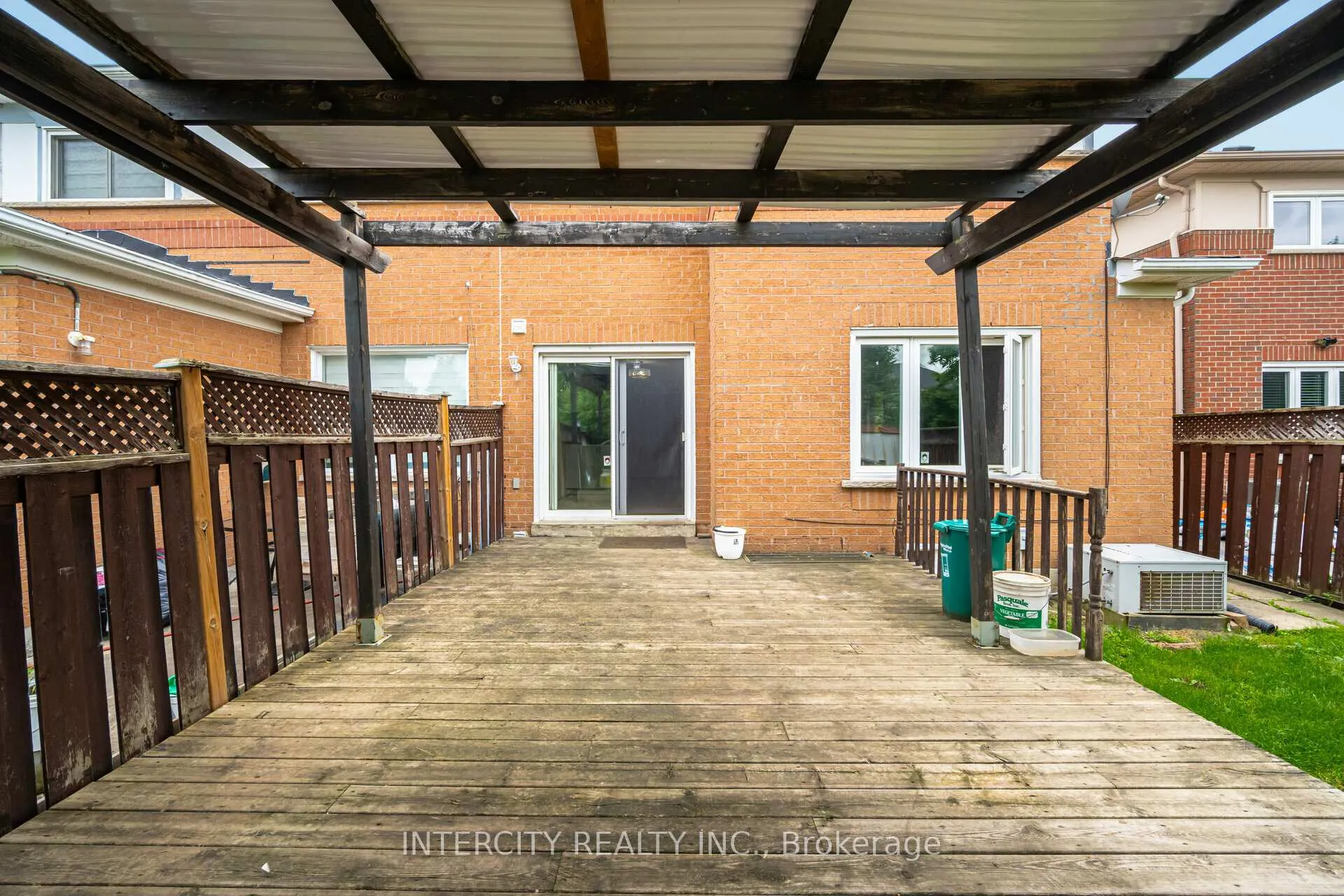 Photo 33 of 150 Rainforest Drive, Brampton, Sandringham-Wellington — HOMEH