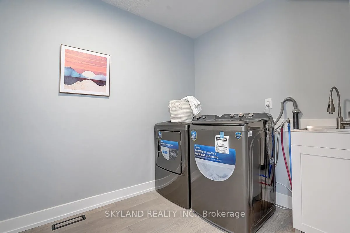 Photo 19 of 1506 Huntsmill Drive, Pickering, Liverpool — HOMEH