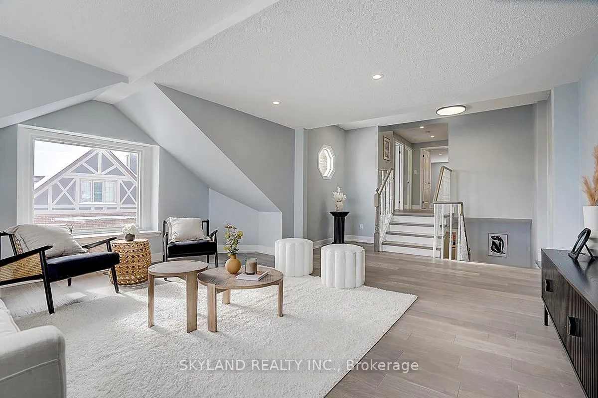 Photo 23 of 1506 Huntsmill Drive, Pickering, Liverpool — HOMEH