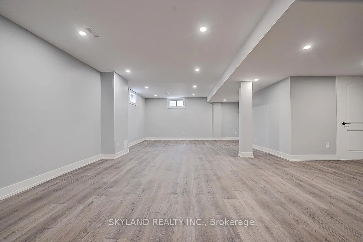 Photo 37 of 1506 Huntsmill Drive, Pickering, Liverpool — HOMEH
