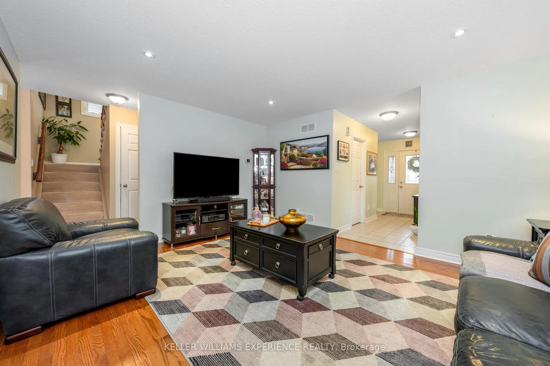 Photo 5 of 144 Silk Drive, Shelburne — HOMEH