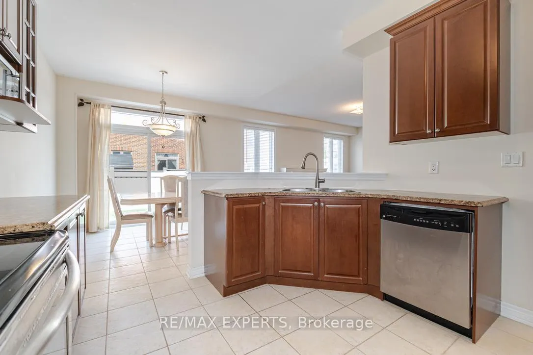 Photo 13 of 26 Bosco Drive, Vaughan, Vellore Village — HOMEH