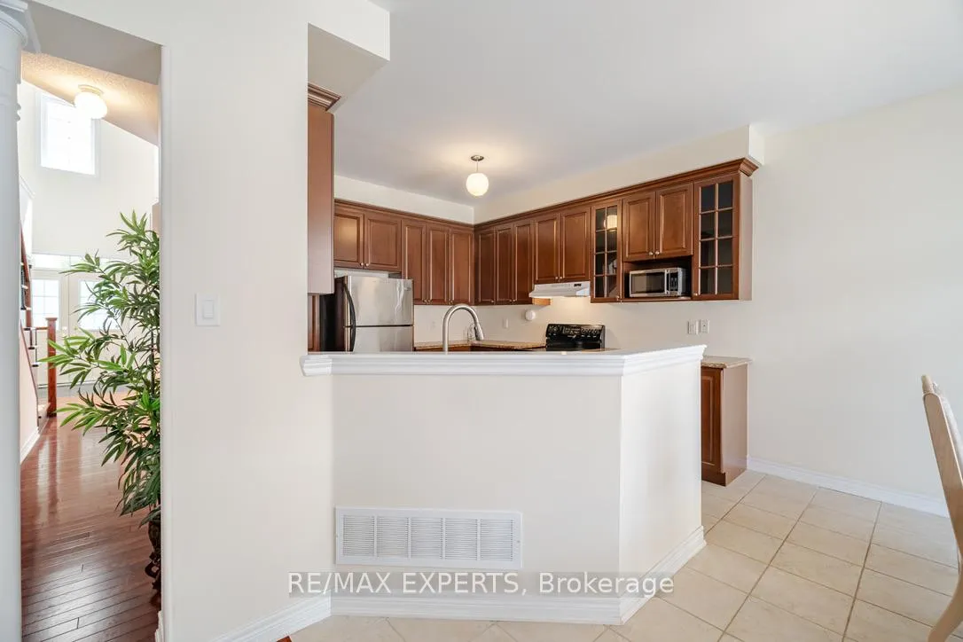Photo 14 of 26 Bosco Drive, Vaughan, Vellore Village — HOMEH