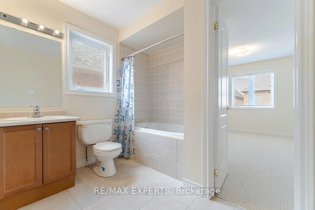 Photo 23 of 26 Bosco Drive, Vaughan, Vellore Village — HOMEH