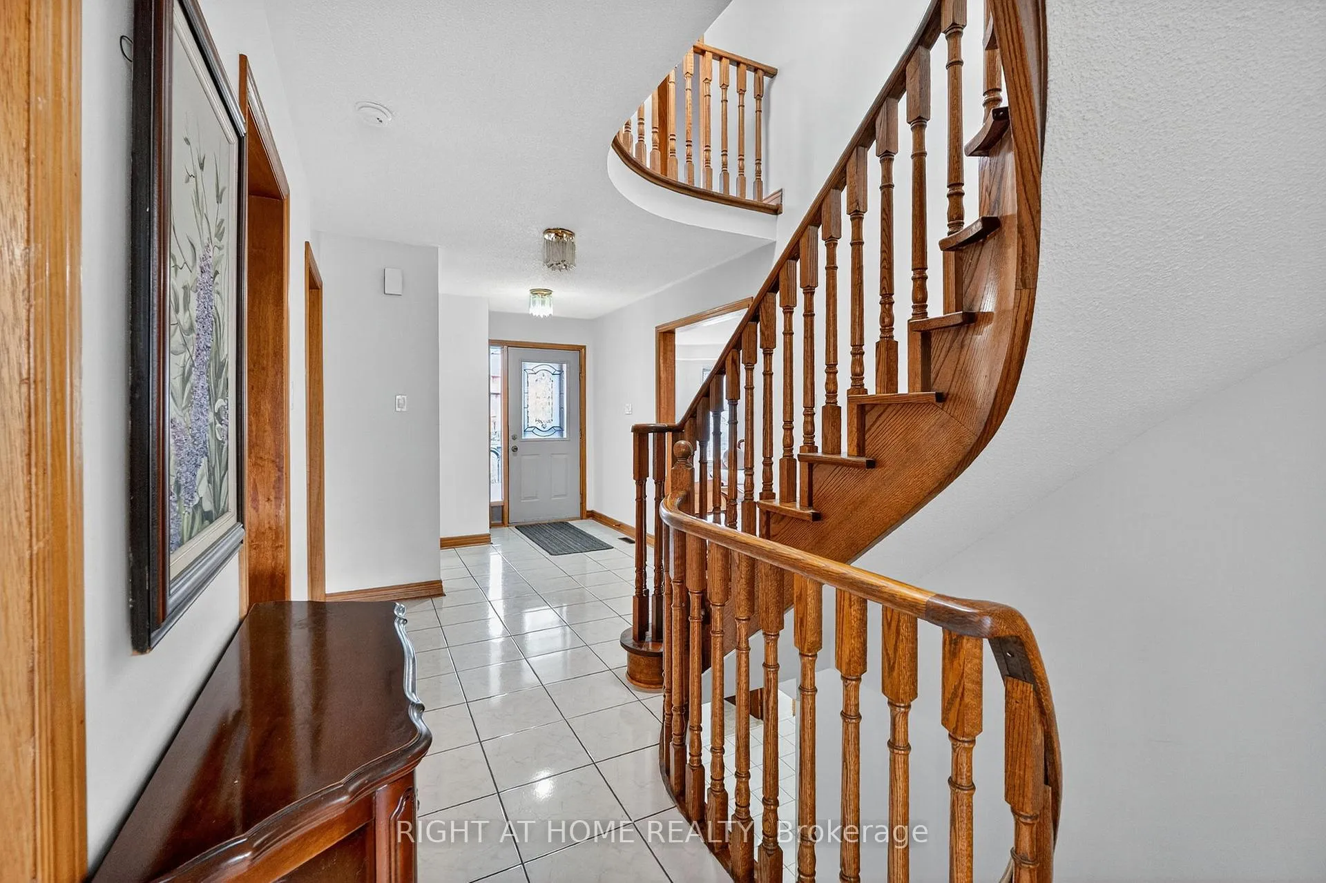 Photo 6 of 291 Andy Crescent, Vaughan, Elder Mills — HOMEH