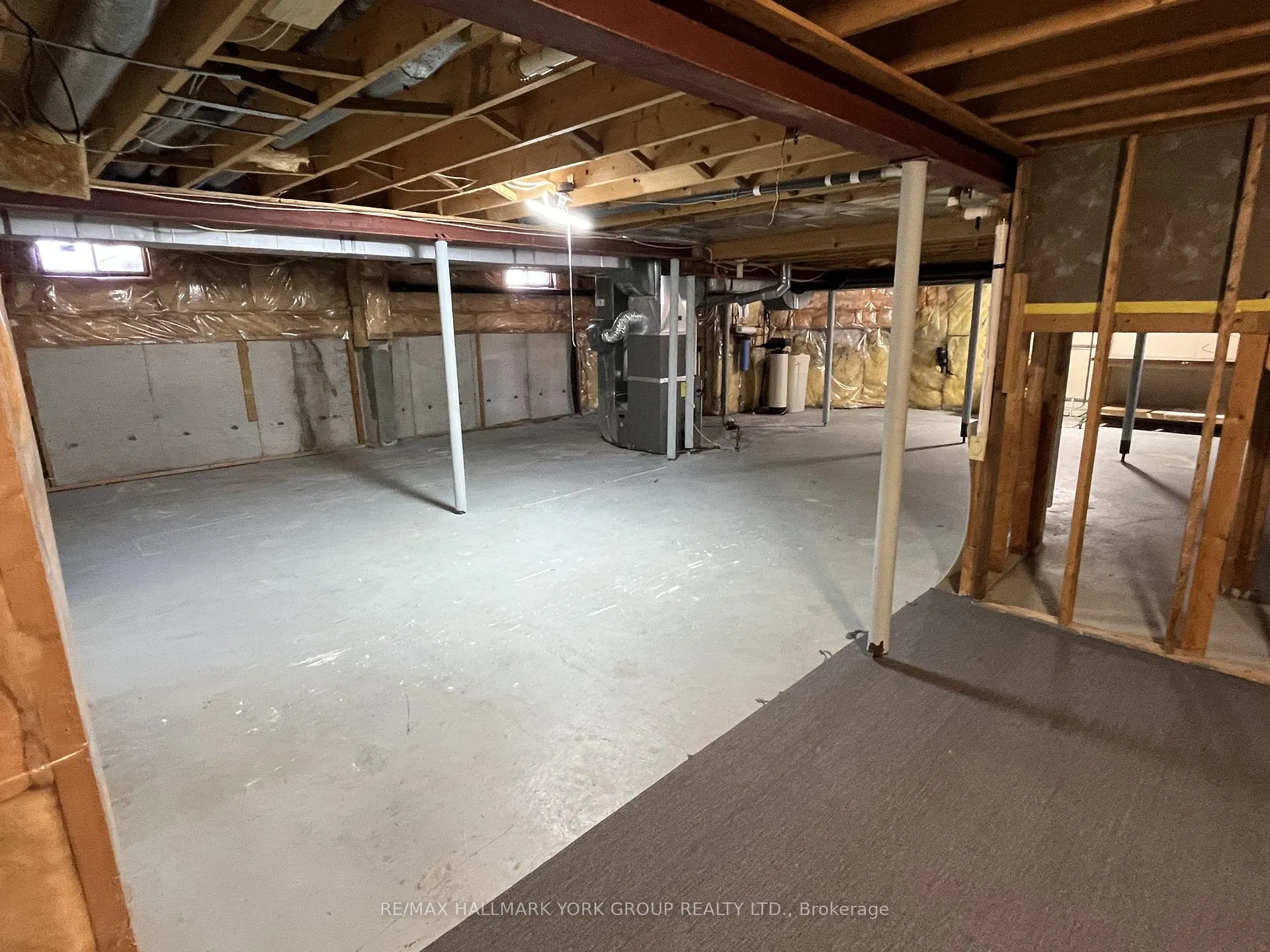 Photo 19 of 191 Burton Grove, King, King City — HOMEH