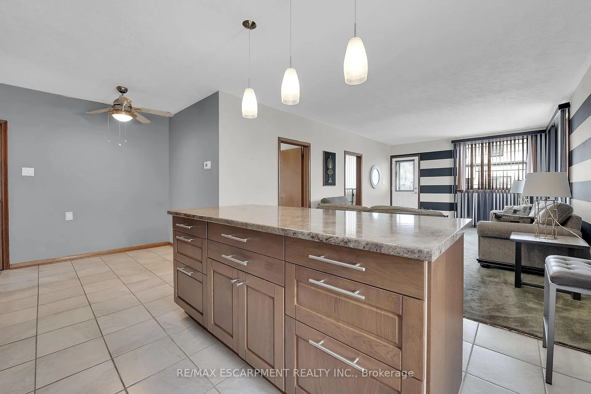 Photo 8 of 223 Mitchell Street, Port Colborne, East Village — HOMEH