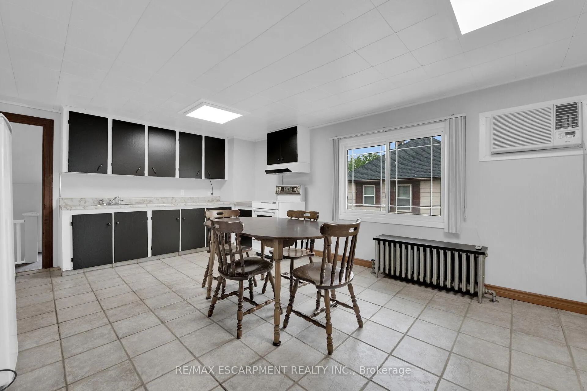 Photo 21 of 223 Mitchell Street, Port Colborne, East Village — HOMEH