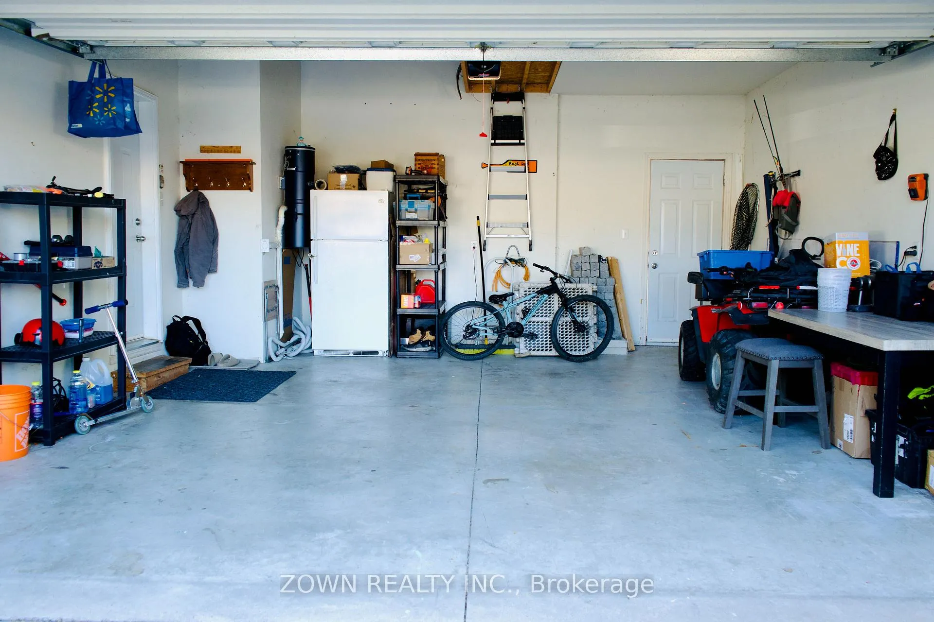 Photo 4 of 1143 Frederica Avenue, Windsor — HOMEH