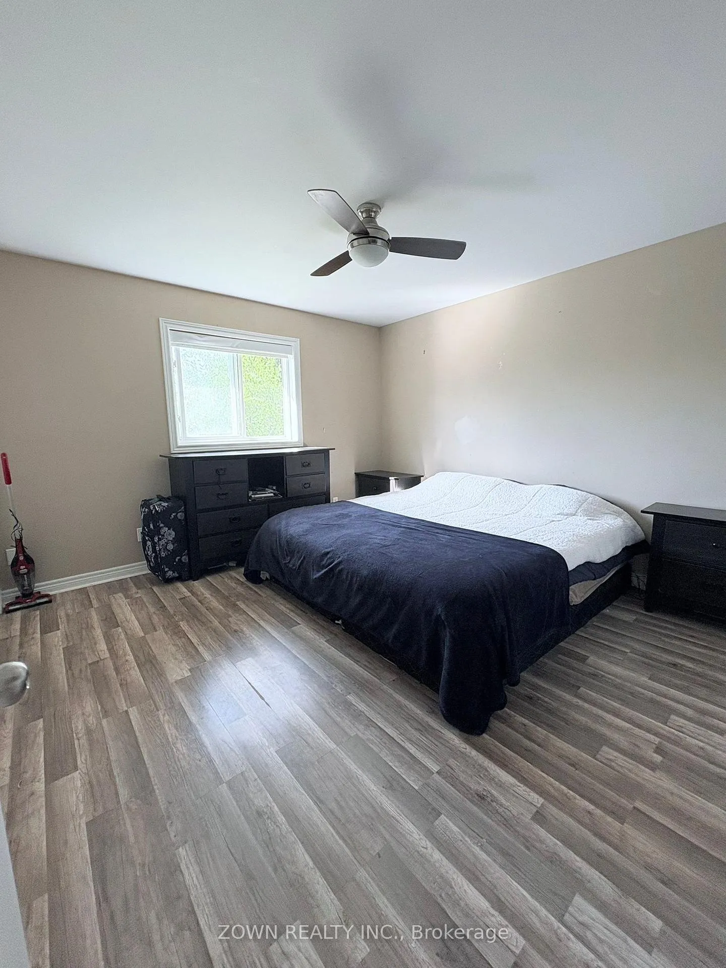 Photo 5 of 1143 Frederica Avenue, Windsor — HOMEH