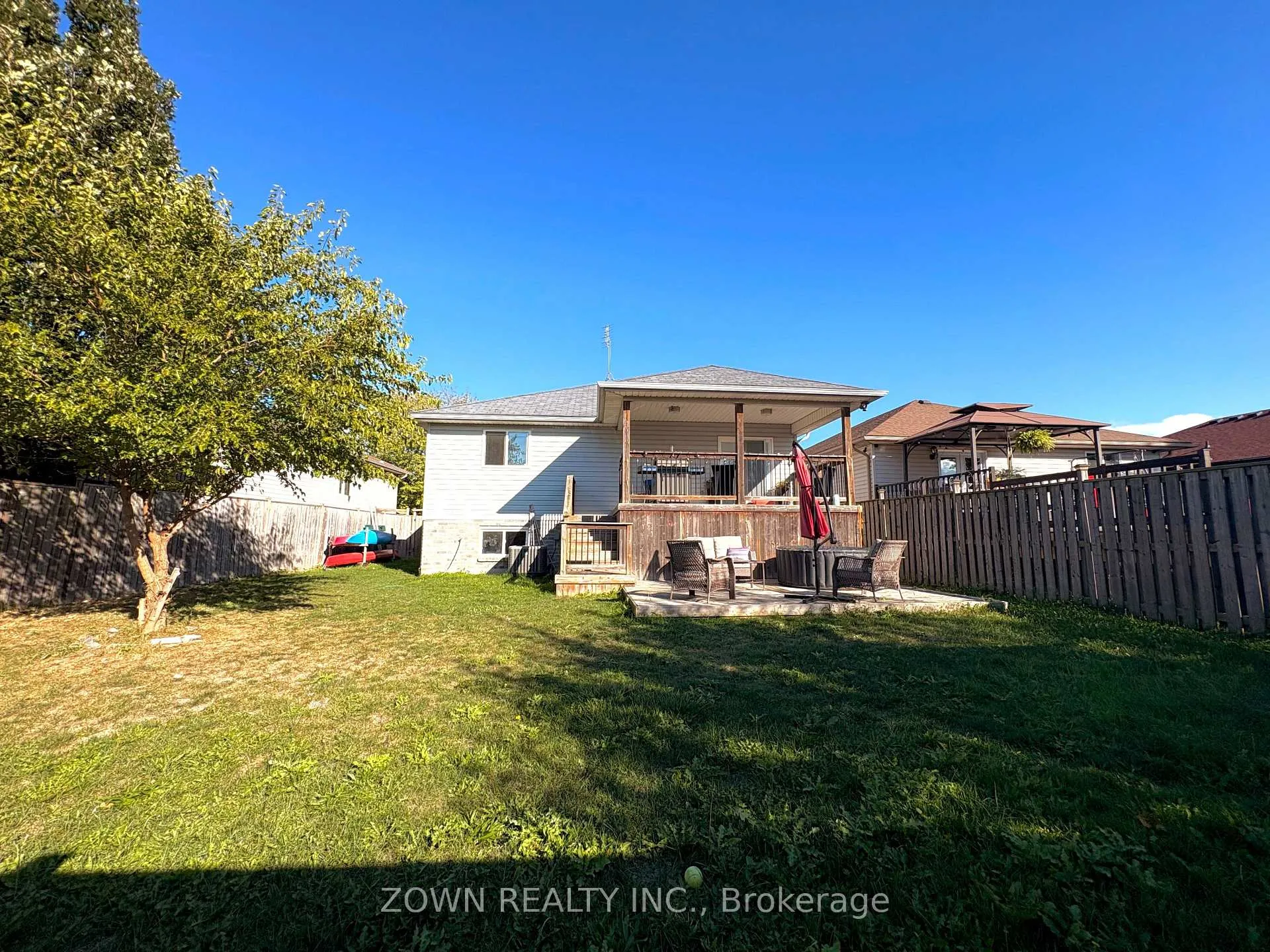 Photo 9 of 1143 Frederica Avenue, Windsor — HOMEH