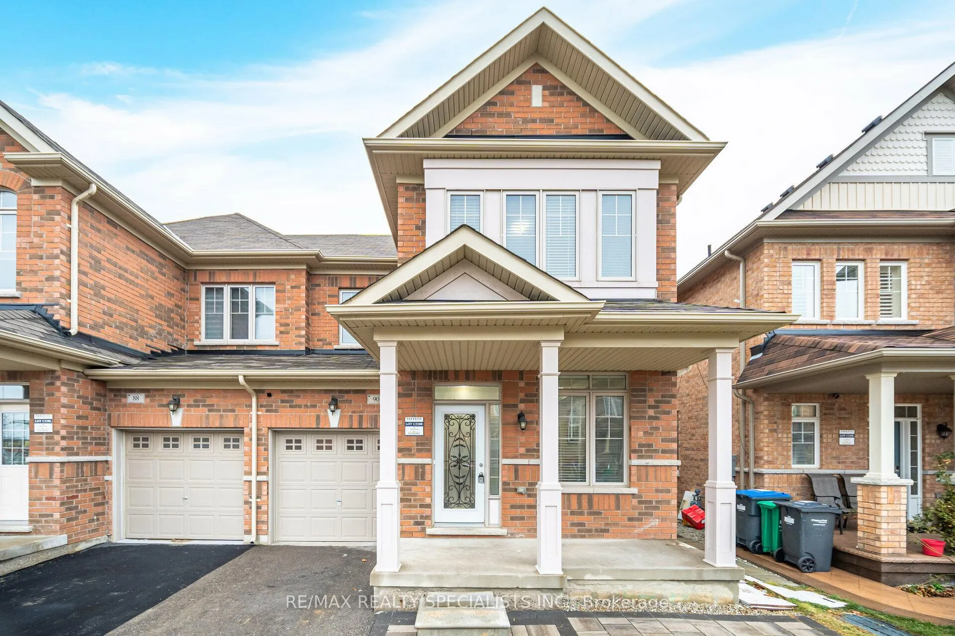 Photo 2 of 90 Truro Circle, Brampton, Northwest Brampton — HOMEH