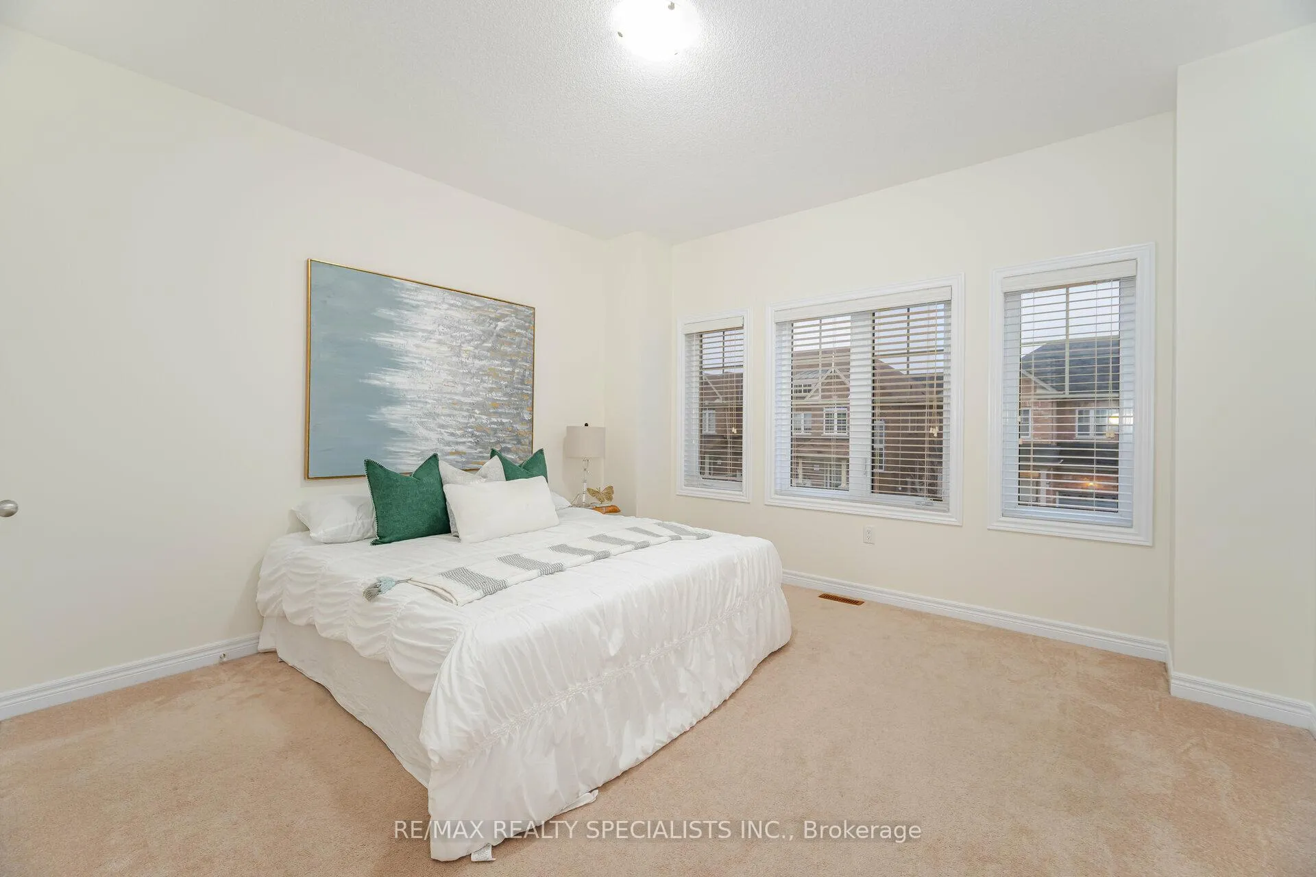 Photo 20 of 90 Truro Circle, Brampton, Northwest Brampton — HOMEH