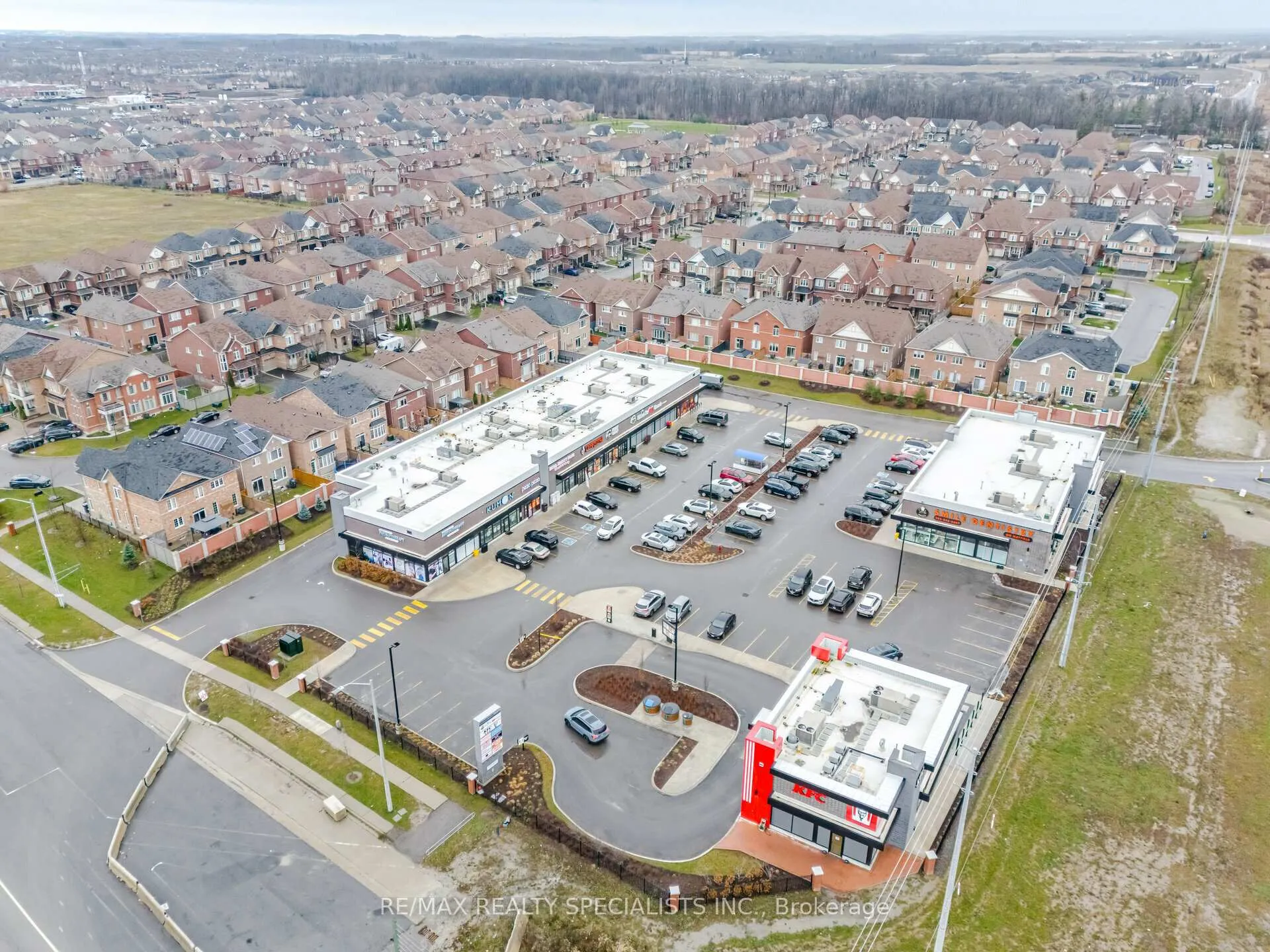 Photo 37 of 90 Truro Circle, Brampton, Northwest Brampton — HOMEH