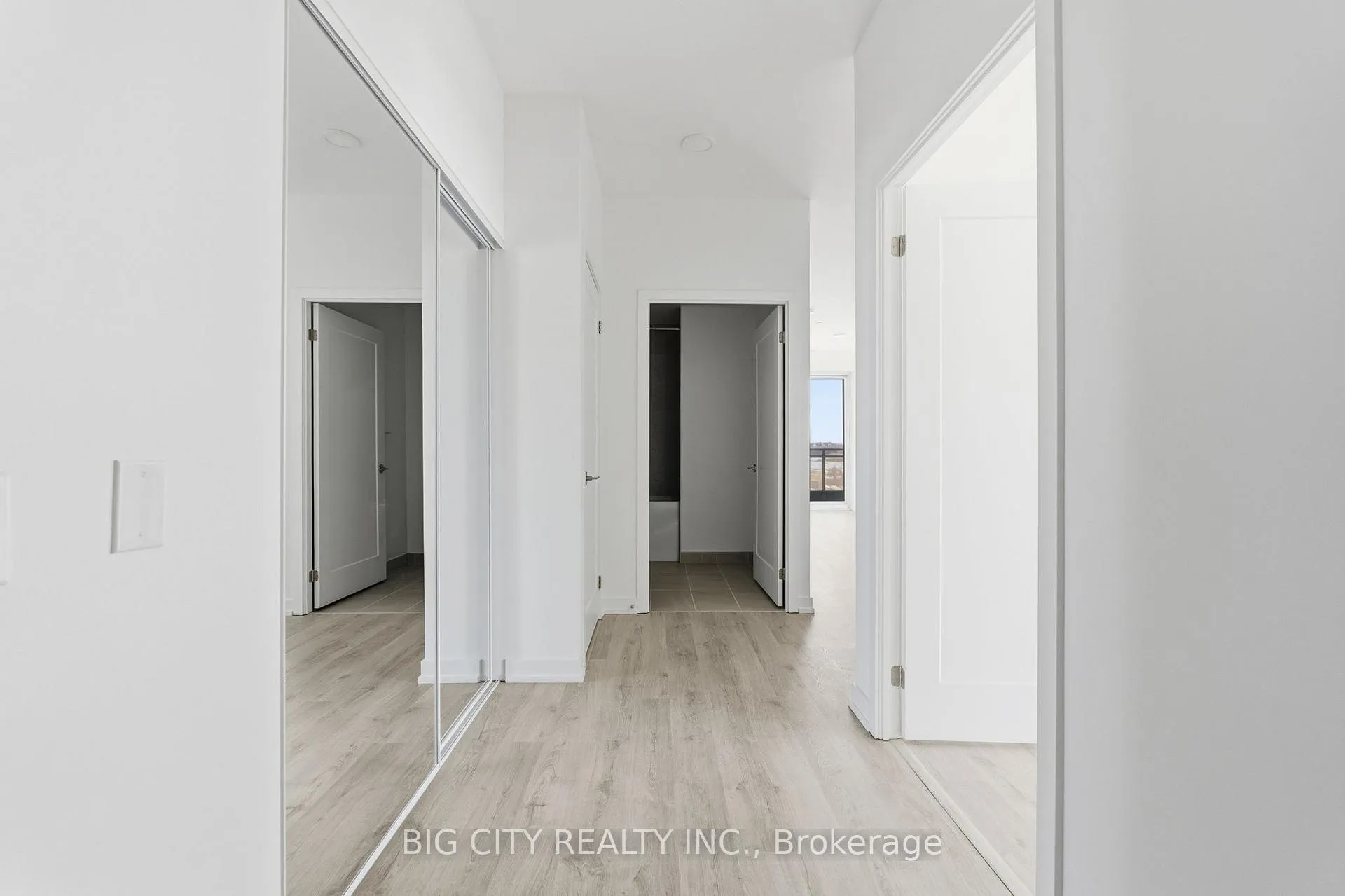 Photo 4 of Unit 717, 9751 Markham Road, Markham, Greensborough — HOMEH