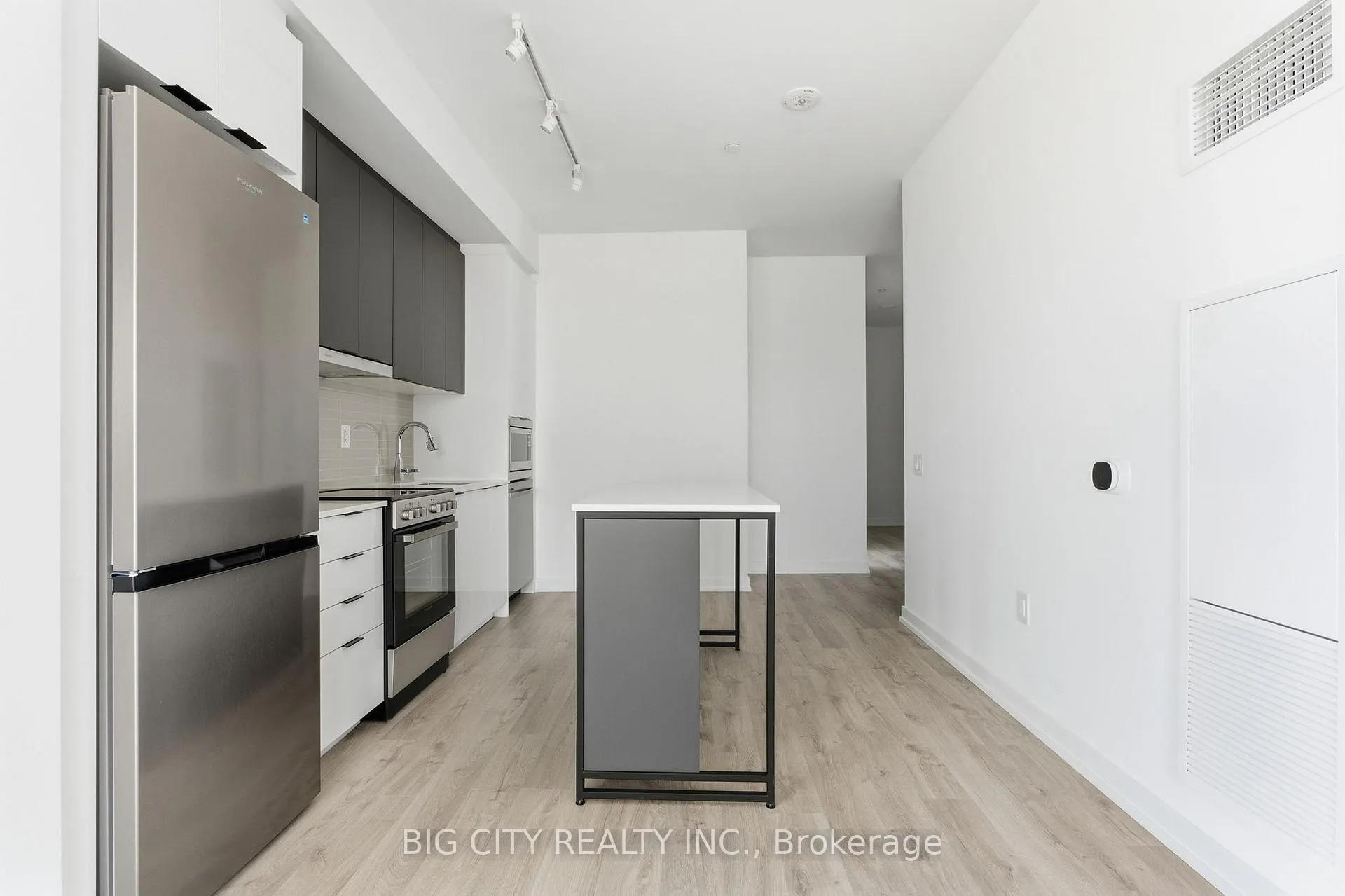 Photo 6 of Unit 717, 9751 Markham Road, Markham, Greensborough — HOMEH