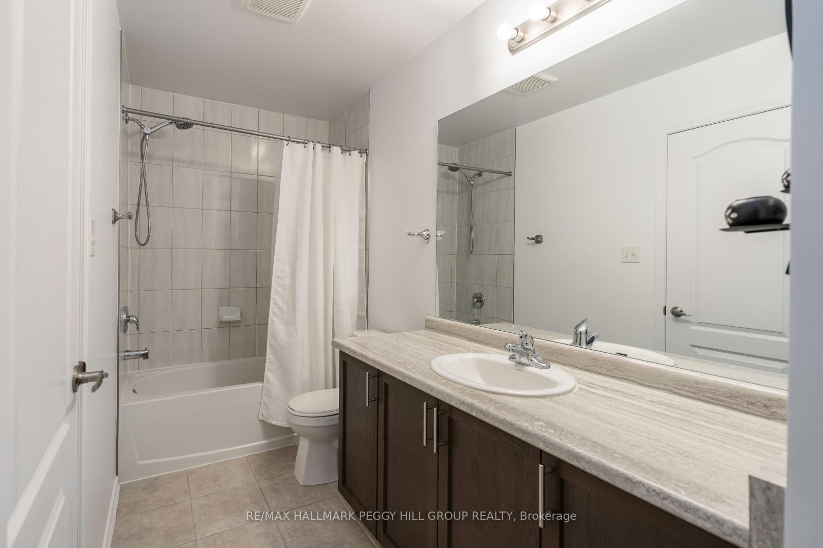 Photo 9 of 141 Holgate Street, Barrie, Allandale — HOMEH