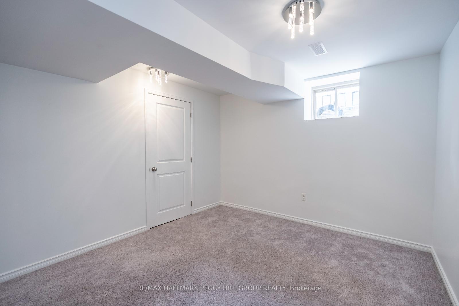 Photo 10 of 141 Holgate Street, Barrie, Allandale — HOMEH