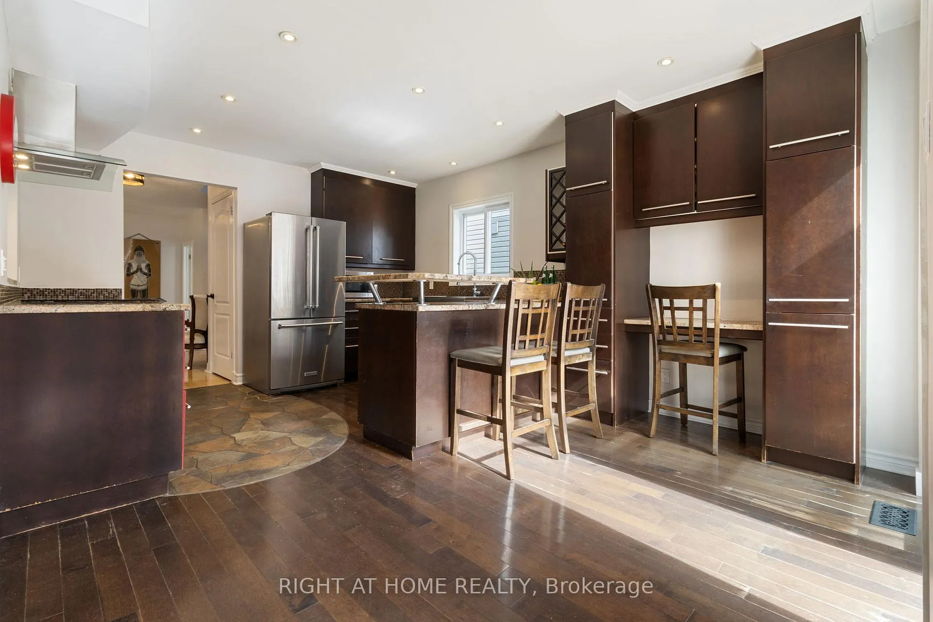 Photo 13 of 139 Locheland Crescent, Ottawa, Barrhaven East — HOMEH