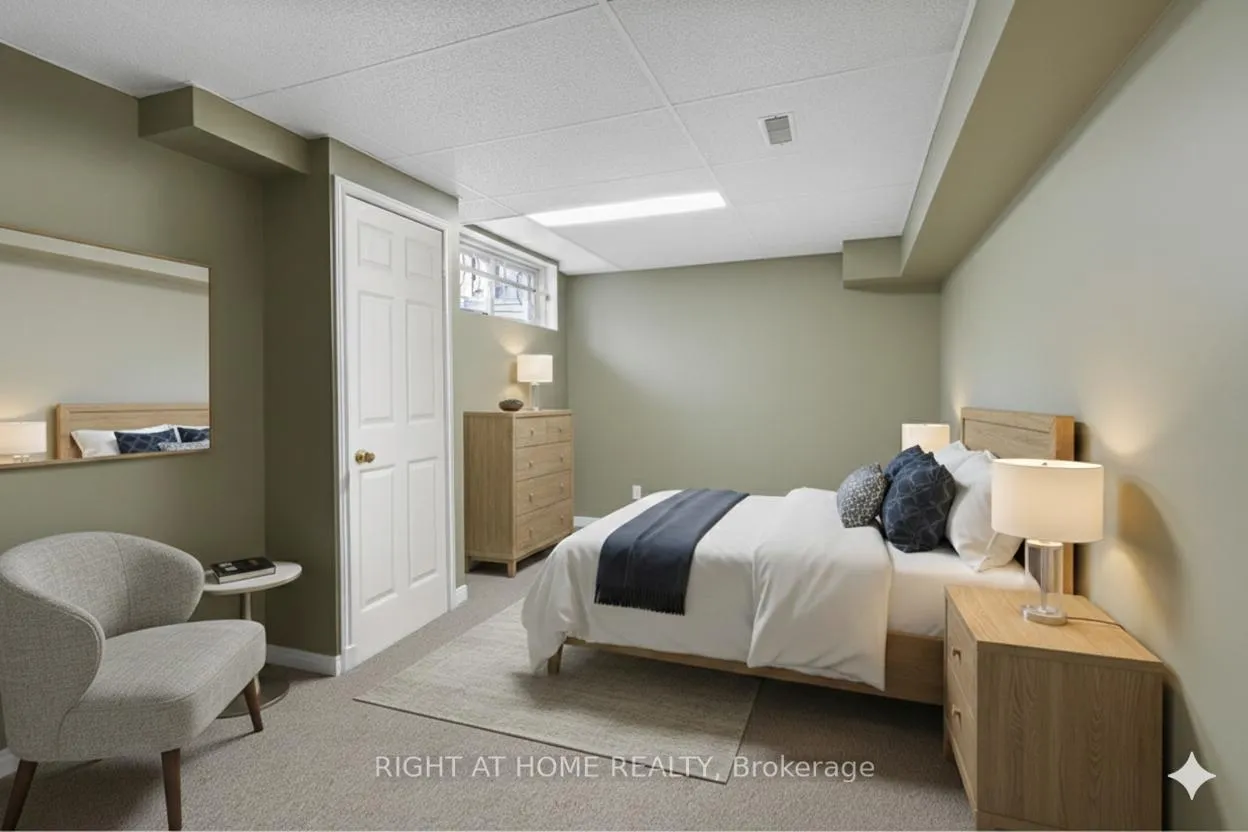 Photo 30 of 139 Locheland Crescent, Ottawa, Barrhaven East — HOMEH