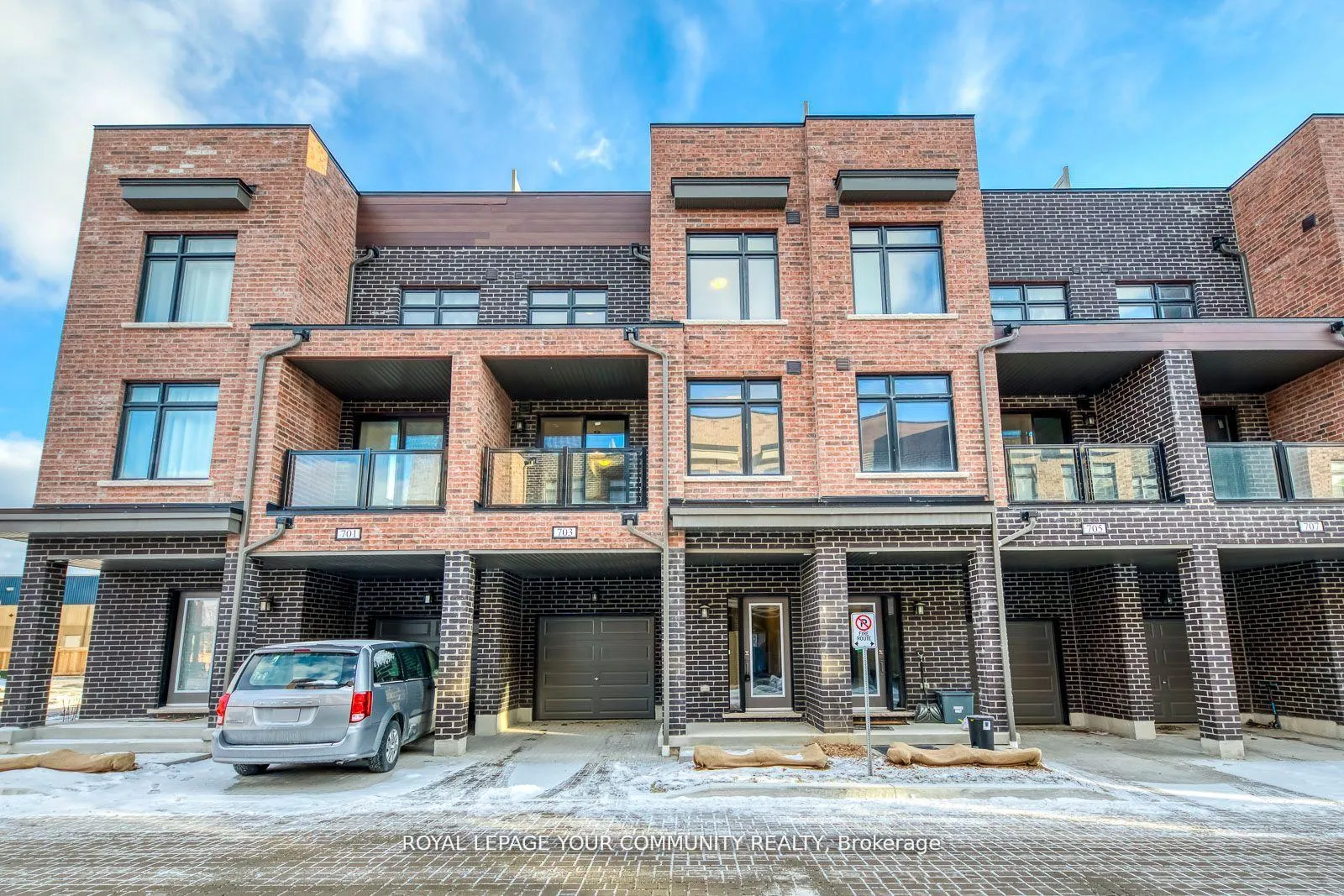 Photo 1 of Unit 703, 1865 Pickering Parkway, Pickering, Town Centre — HOMEH