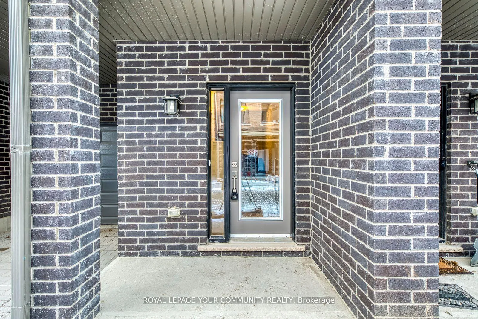 Photo 3 of Unit 703, 1865 Pickering Parkway, Pickering, Town Centre — HOMEH