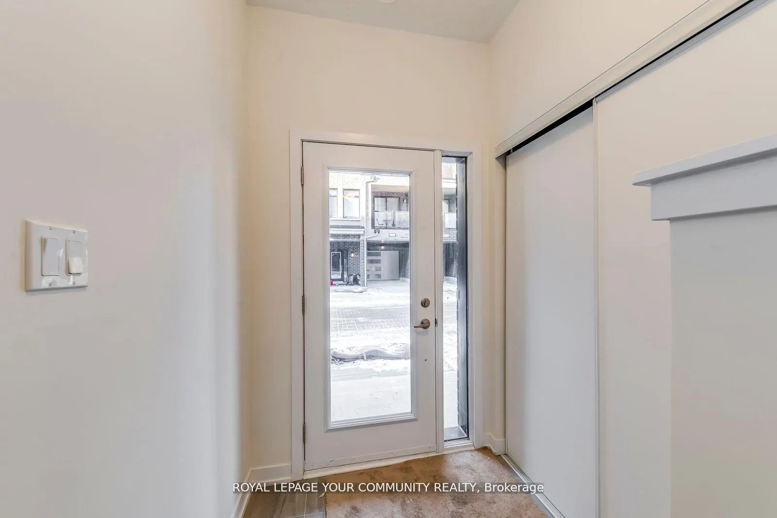 Photo 4 of Unit 703, 1865 Pickering Parkway, Pickering, Town Centre — HOMEH
