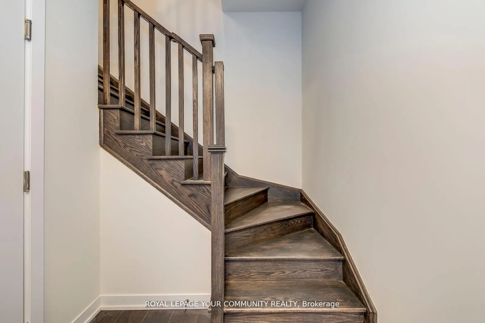 Photo 7 of Unit 703, 1865 Pickering Parkway, Pickering, Town Centre — HOMEH
