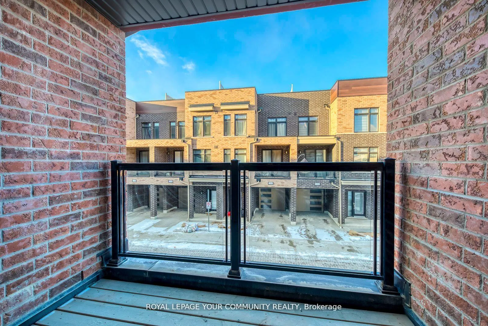 Photo 10 of Unit 703, 1865 Pickering Parkway, Pickering, Town Centre — HOMEH