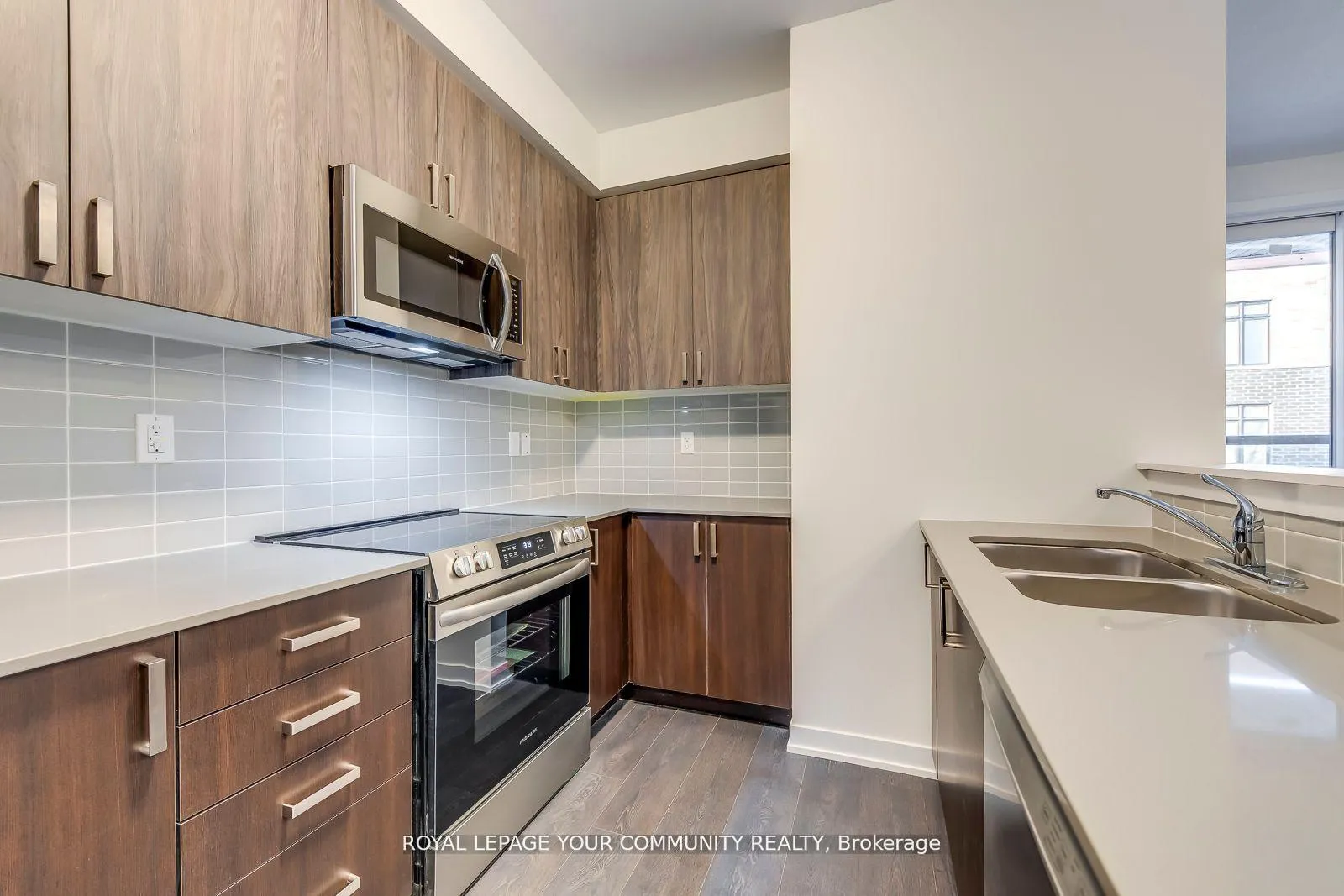 Photo 15 of Unit 703, 1865 Pickering Parkway, Pickering, Town Centre — HOMEH