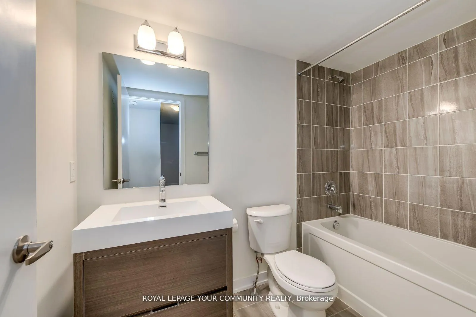 Photo 32 of Unit 703, 1865 Pickering Parkway, Pickering, Town Centre — HOMEH