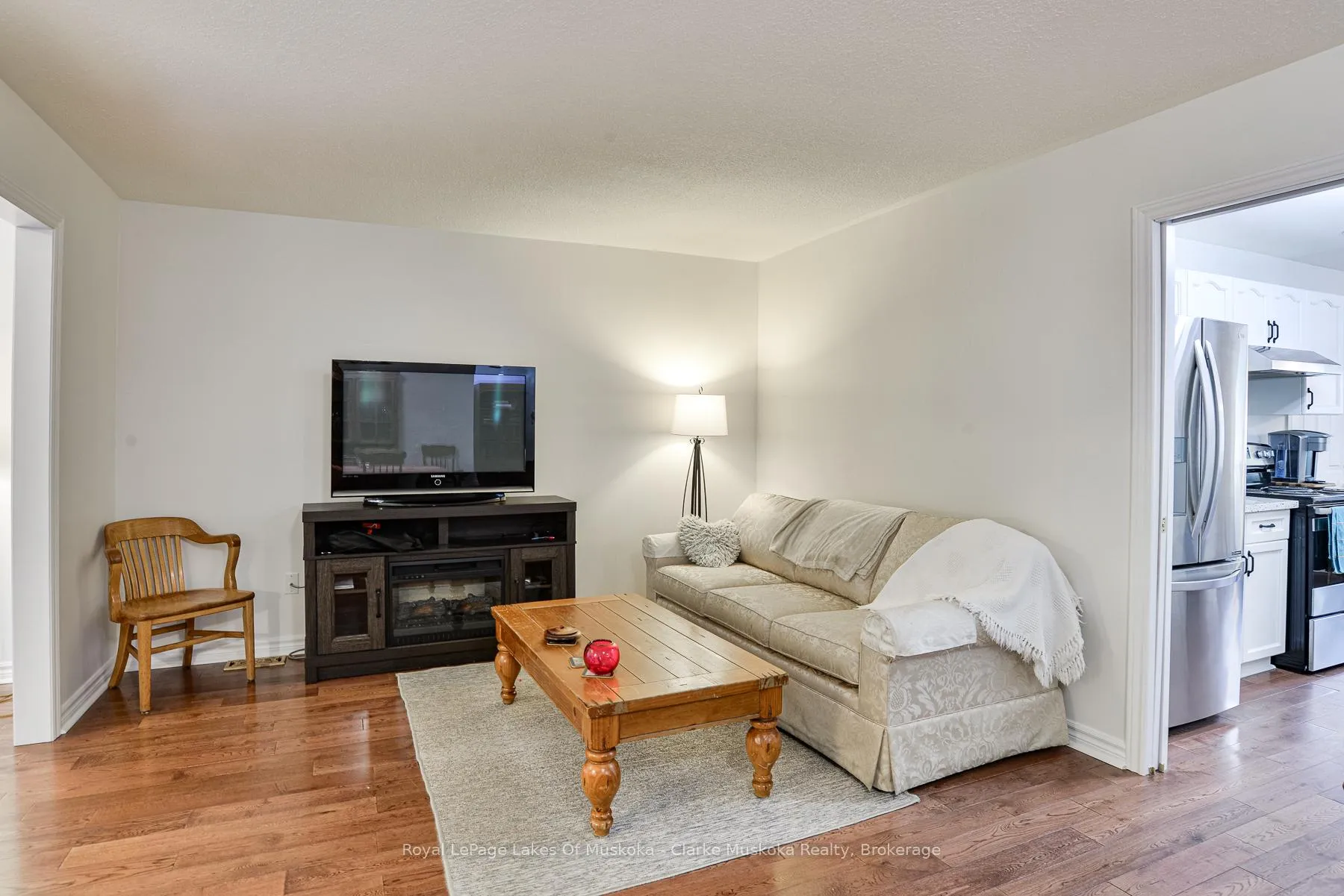 Photo 6 of 77 Hedgewood Lane, Gravenhurst, Muskoka (S) — HOMEH