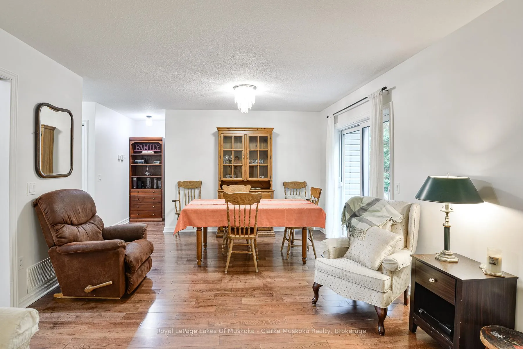 Photo 8 of 77 Hedgewood Lane, Gravenhurst, Muskoka (S) — HOMEH